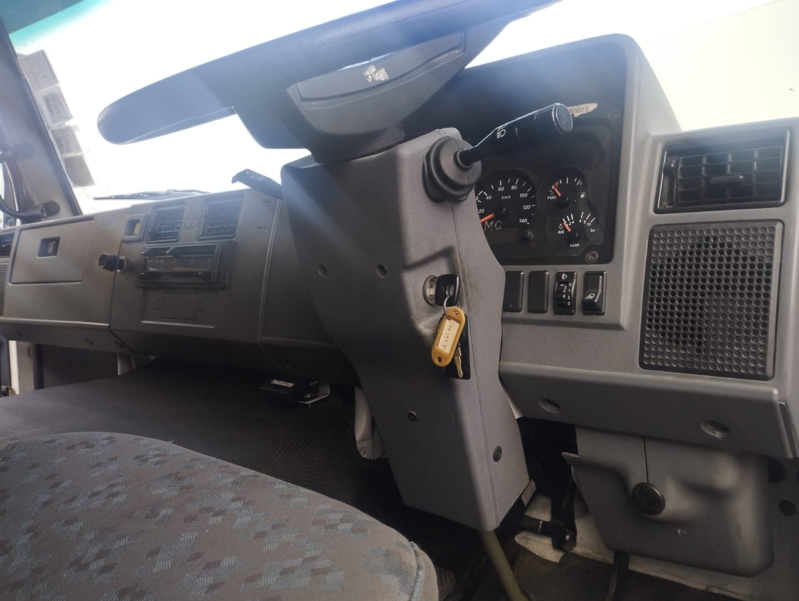 TATA LPT 813/ 38 - 2022 — imagen 4