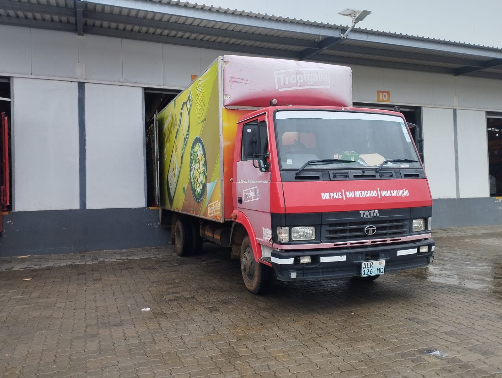 Tata LPT813 - 2022 — imagen 4