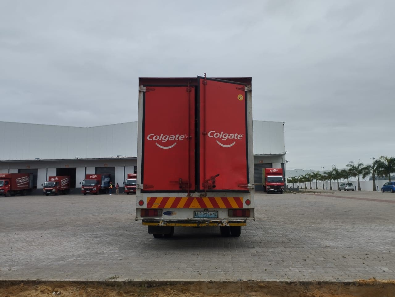 Tata LPT 813 - 2022 — imagen 5