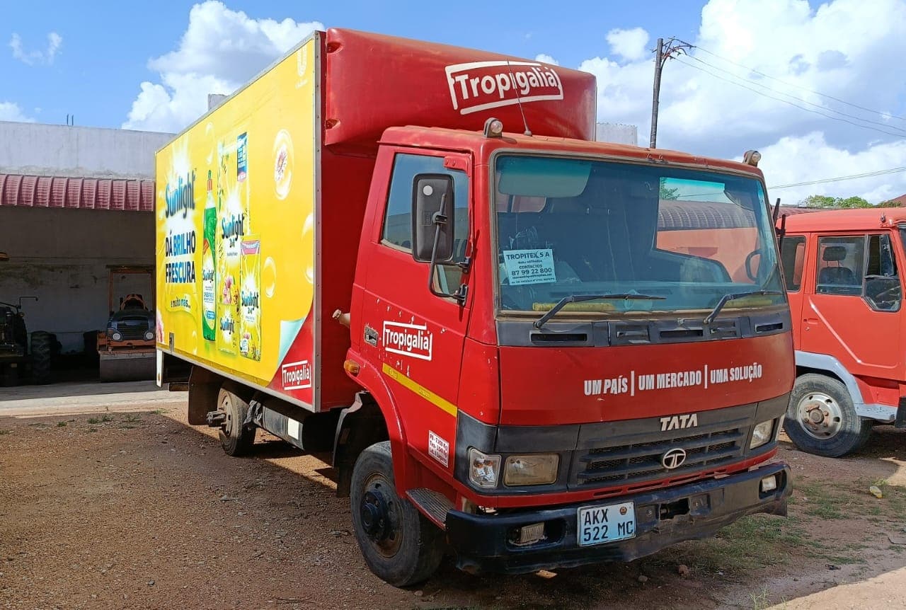 Tata LPT813 3,70m - 2021 — imagem 1