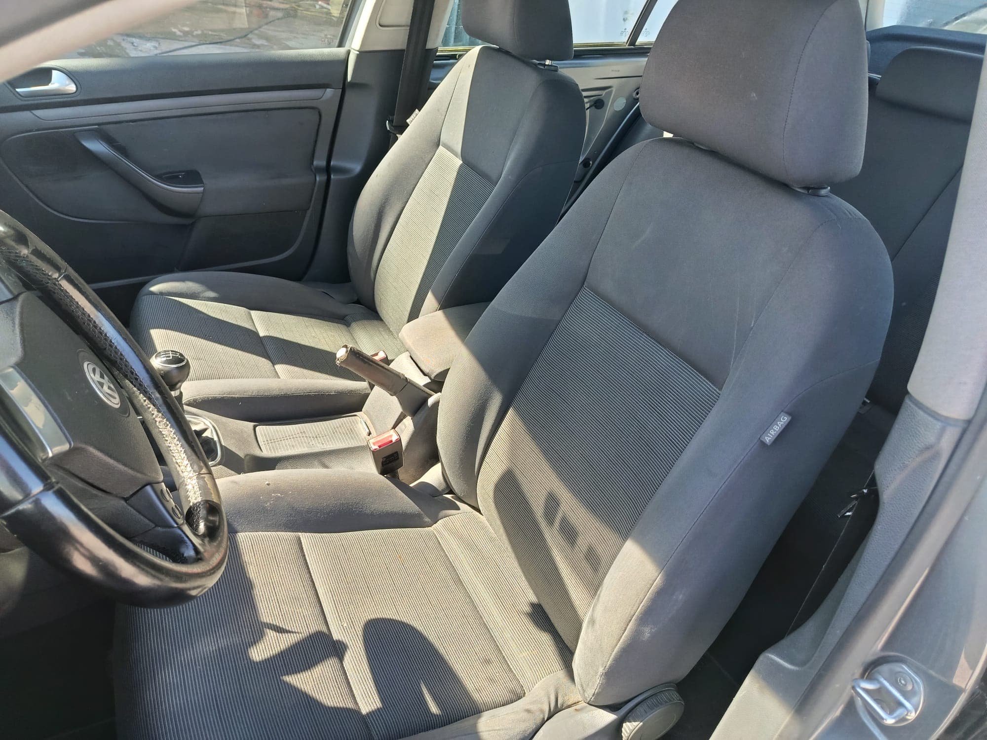 Volkswagen Golf · Année 2008 — image 16