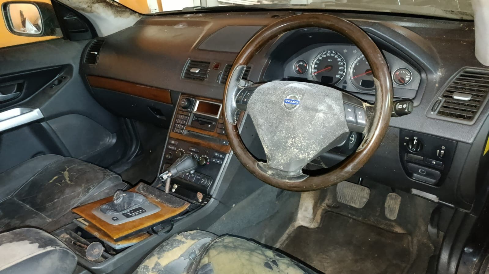 Volvo XC90 2,90m - 2004 — imagen 4
