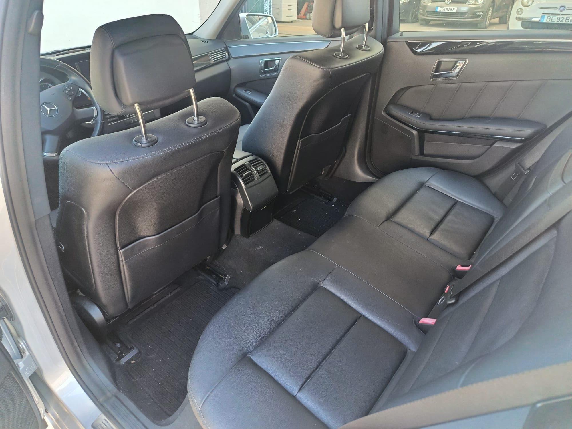 Mercedes-Benz E 220 · Ano 2010 — imagen 28