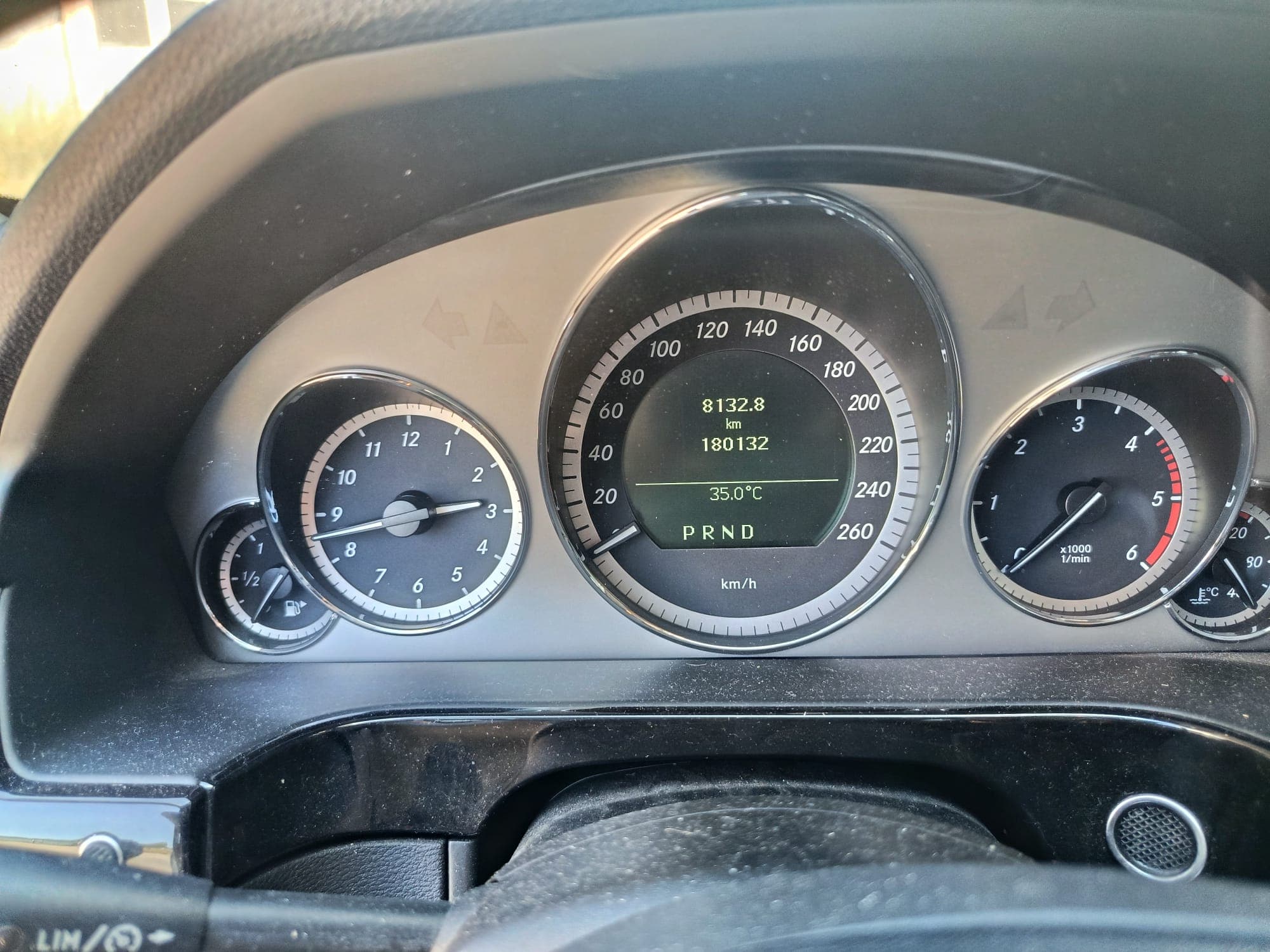 Mercedes-Benz E 220 · Ano 2010 — imagen 18