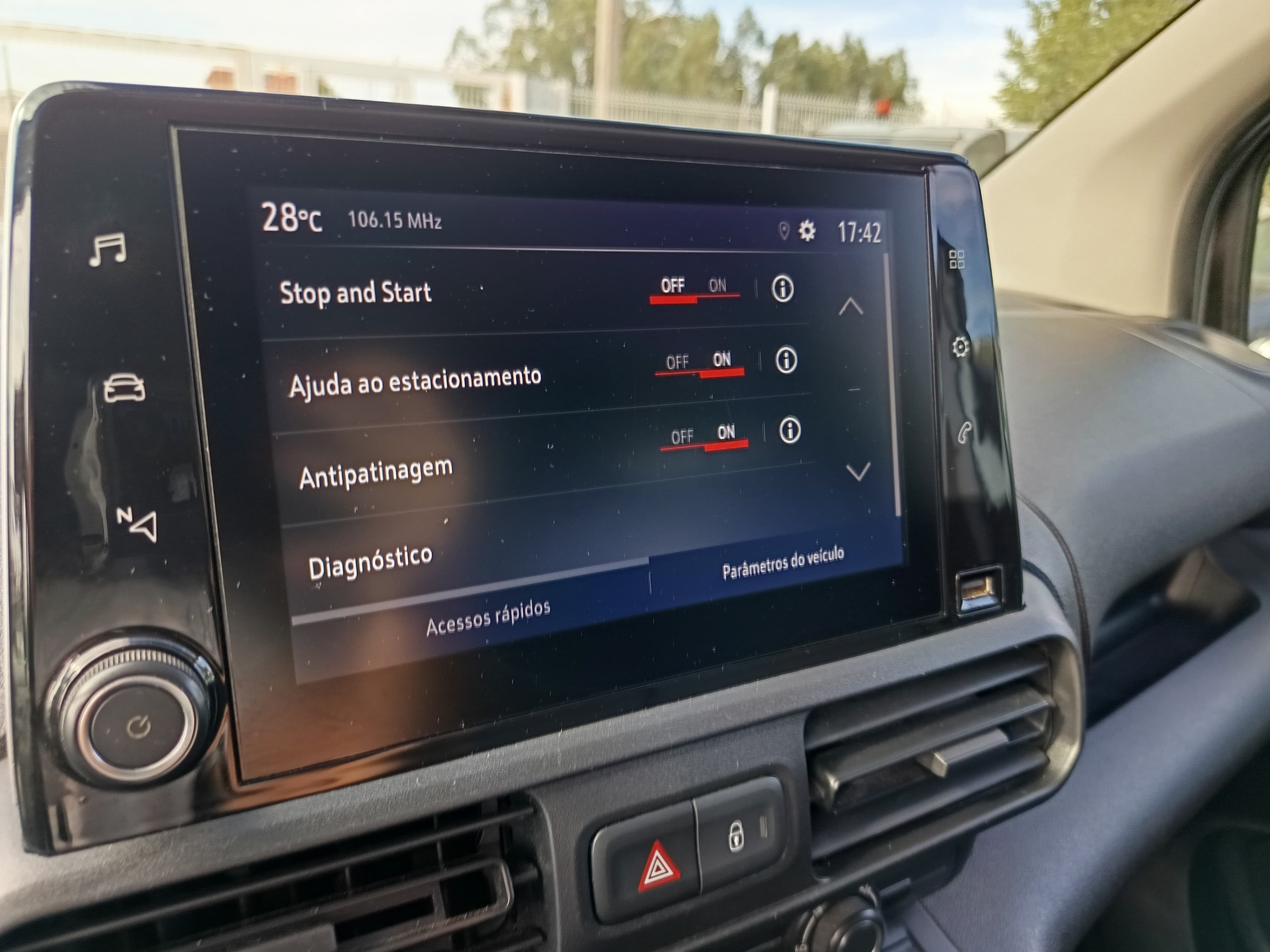 Opel Combo 1.5 D · Ano 2022 — imagem 41
