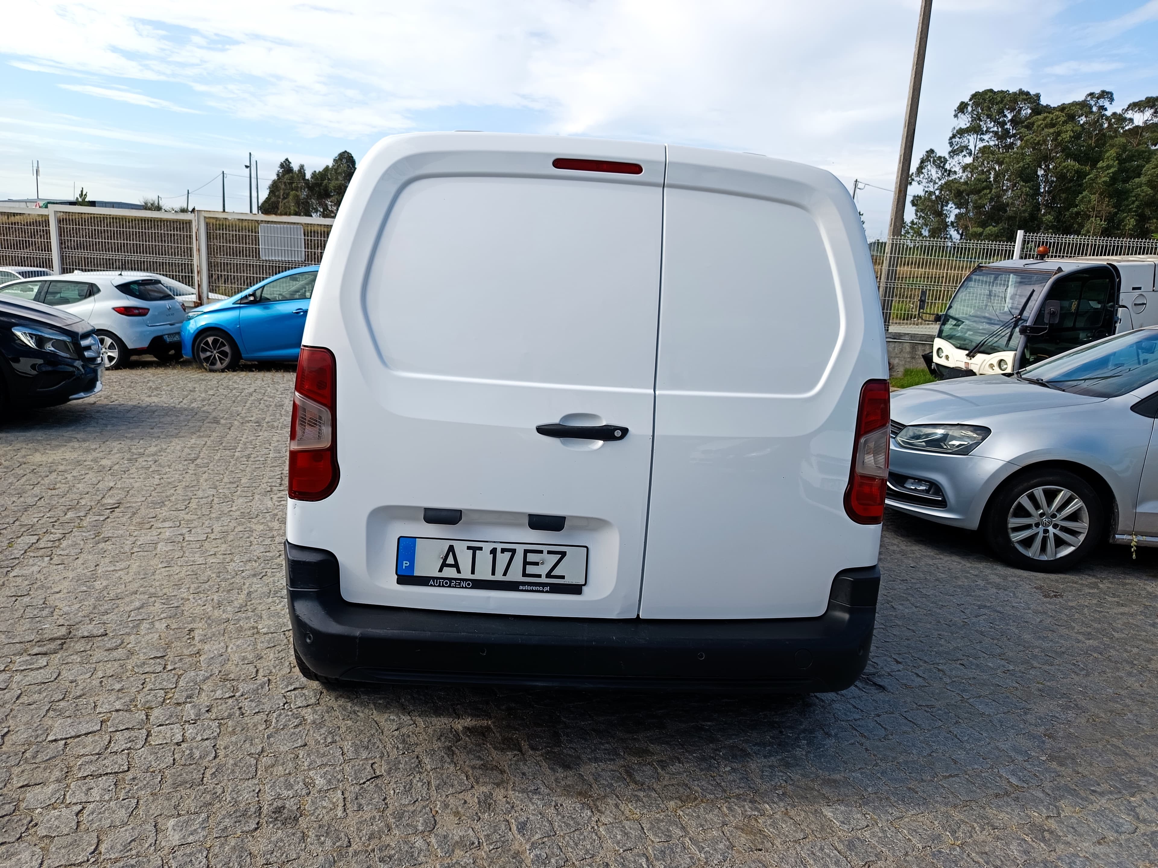 Opel Combo 1.5 D · Ano 2022 — imagem 5