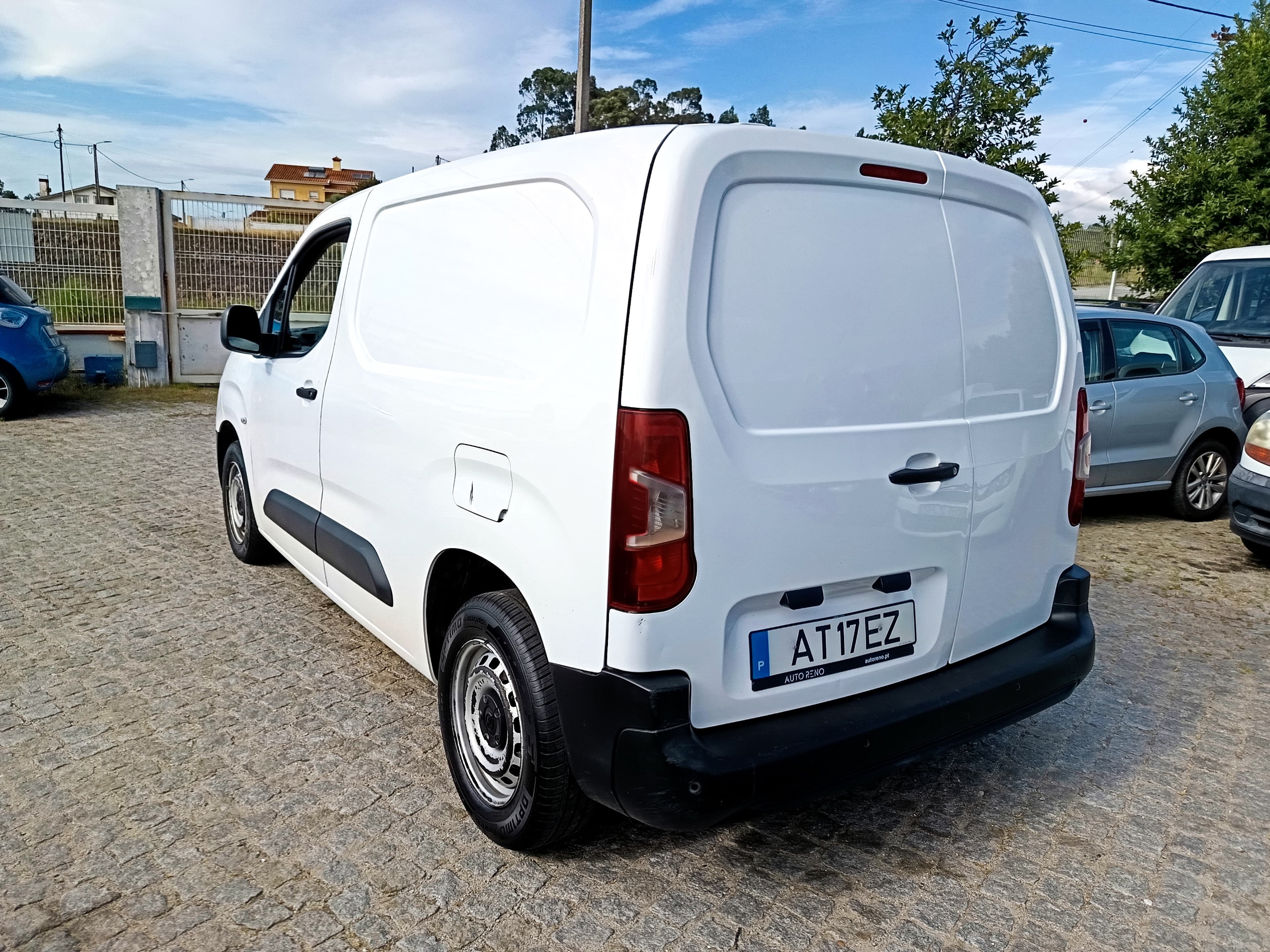 Opel Combo 1.5 D · Ano 2022 — imagem 6