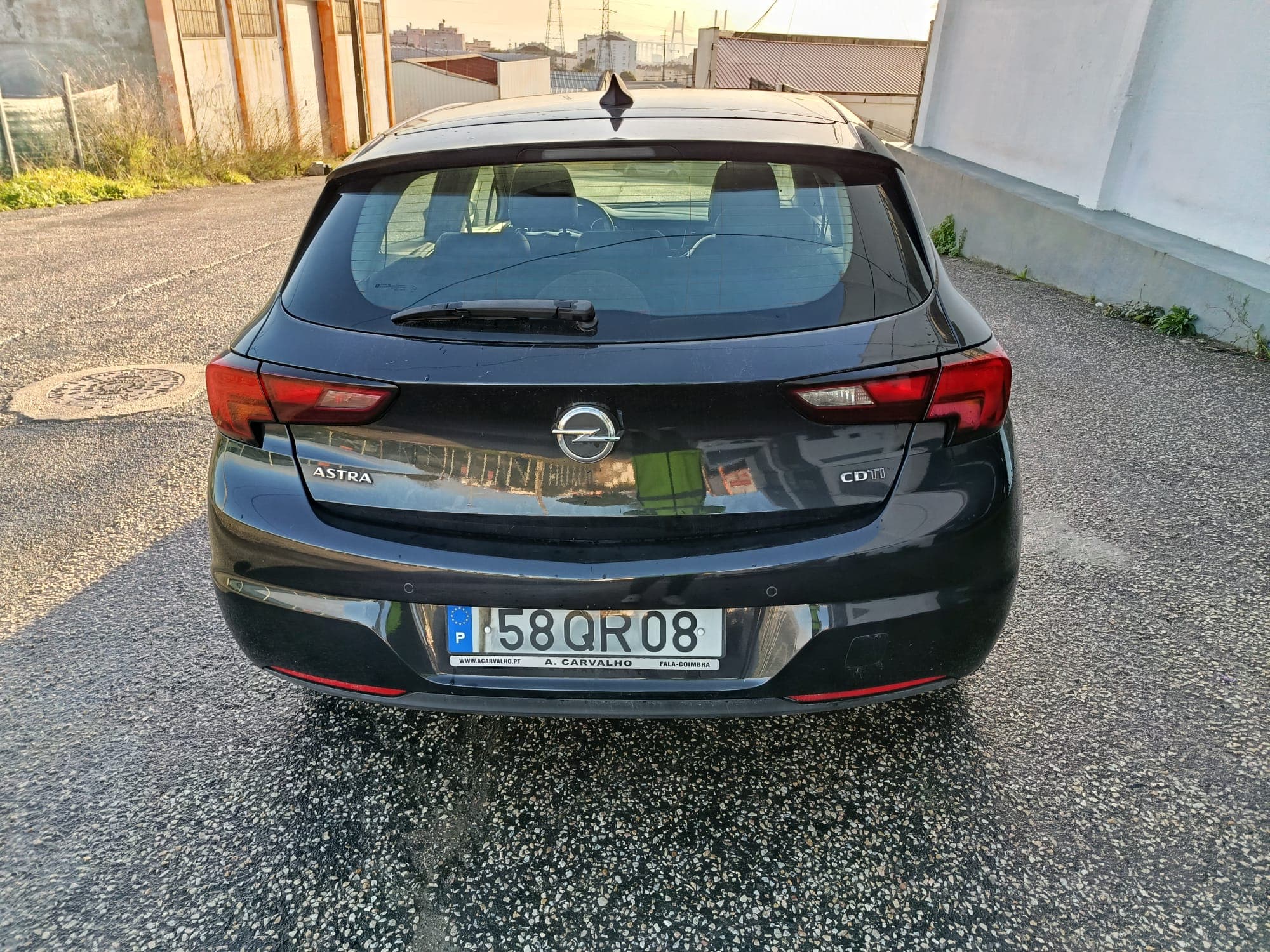 Opel Astra 1.6 CDTi · Ano 2015 — imagen 8