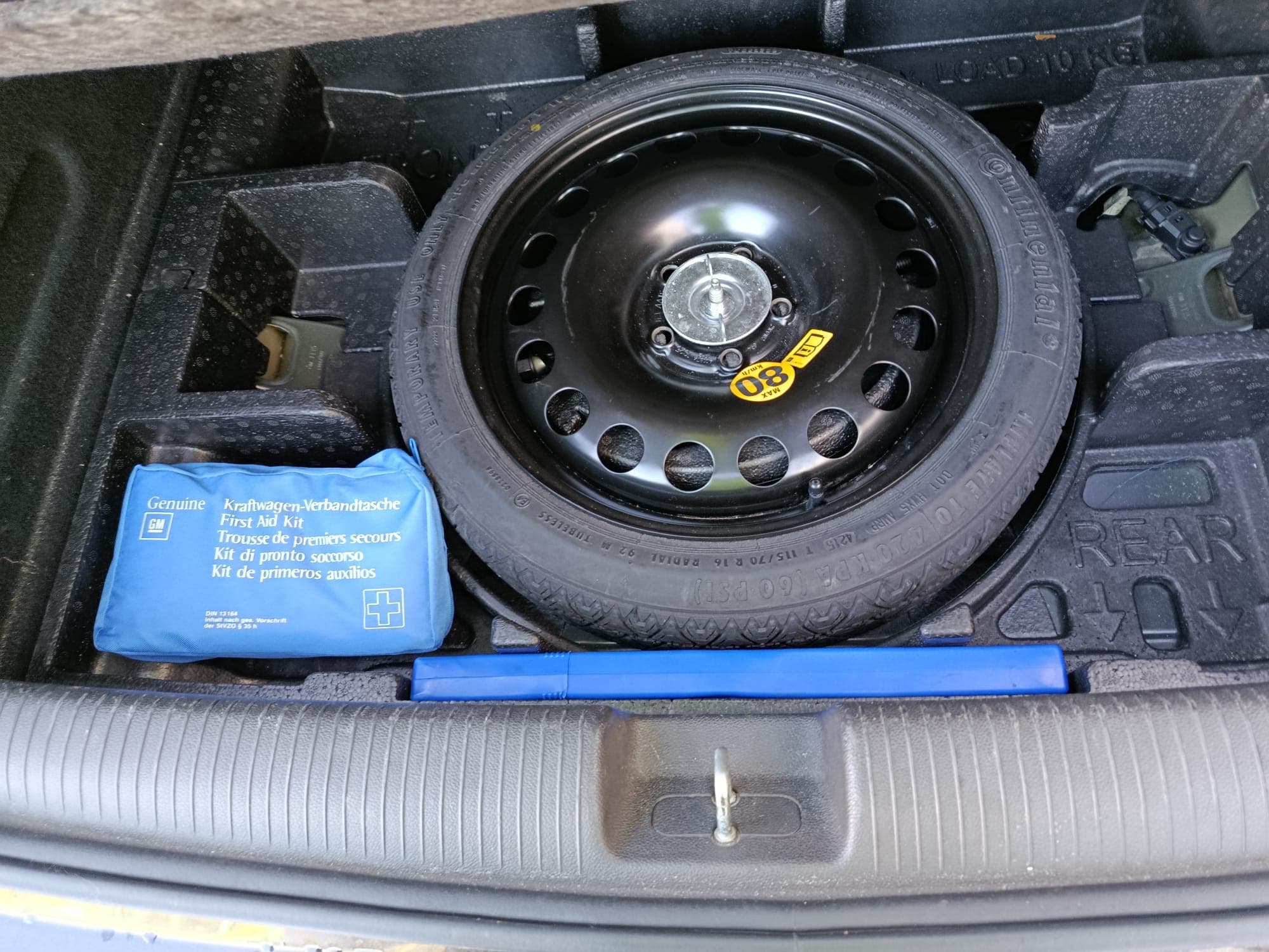 Opel Astra 1.6 CDTi · Ano 2015 — imagen 20