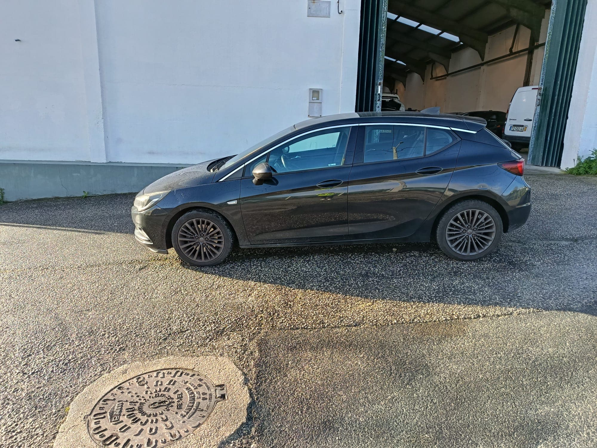 Opel Astra 1.6 CDTi · Ano 2015 — imagen 5