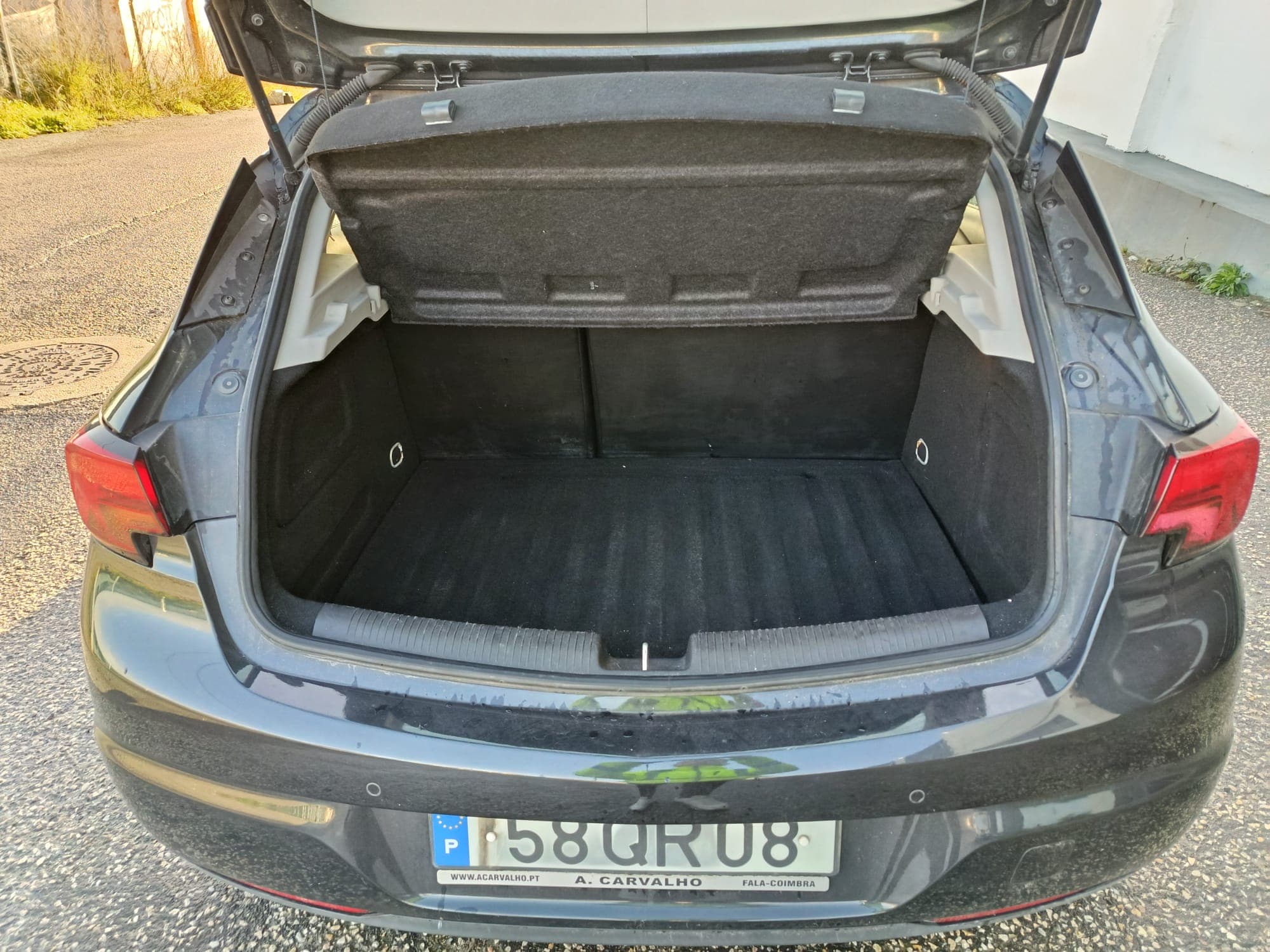 Opel Astra 1.6 CDTi · Ano 2015 — imagen 19