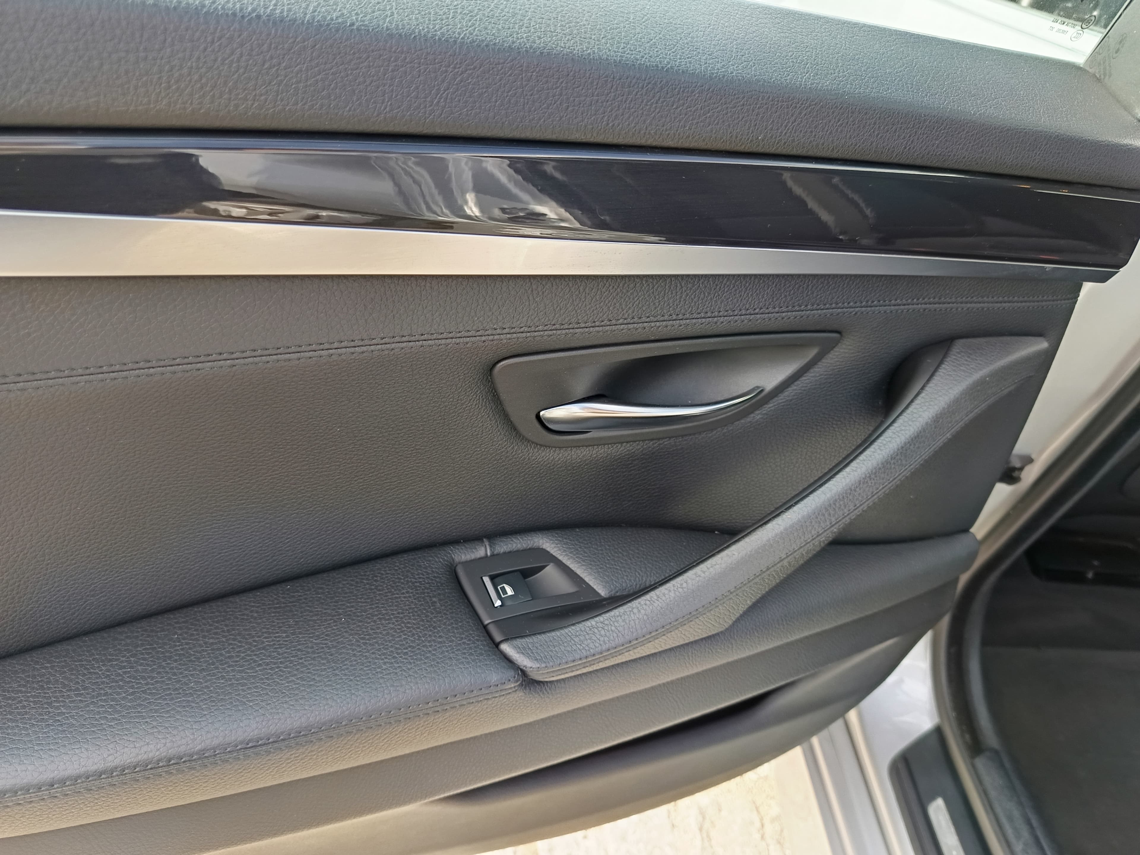 BMW 520d · Ano 2012 — imagem 41