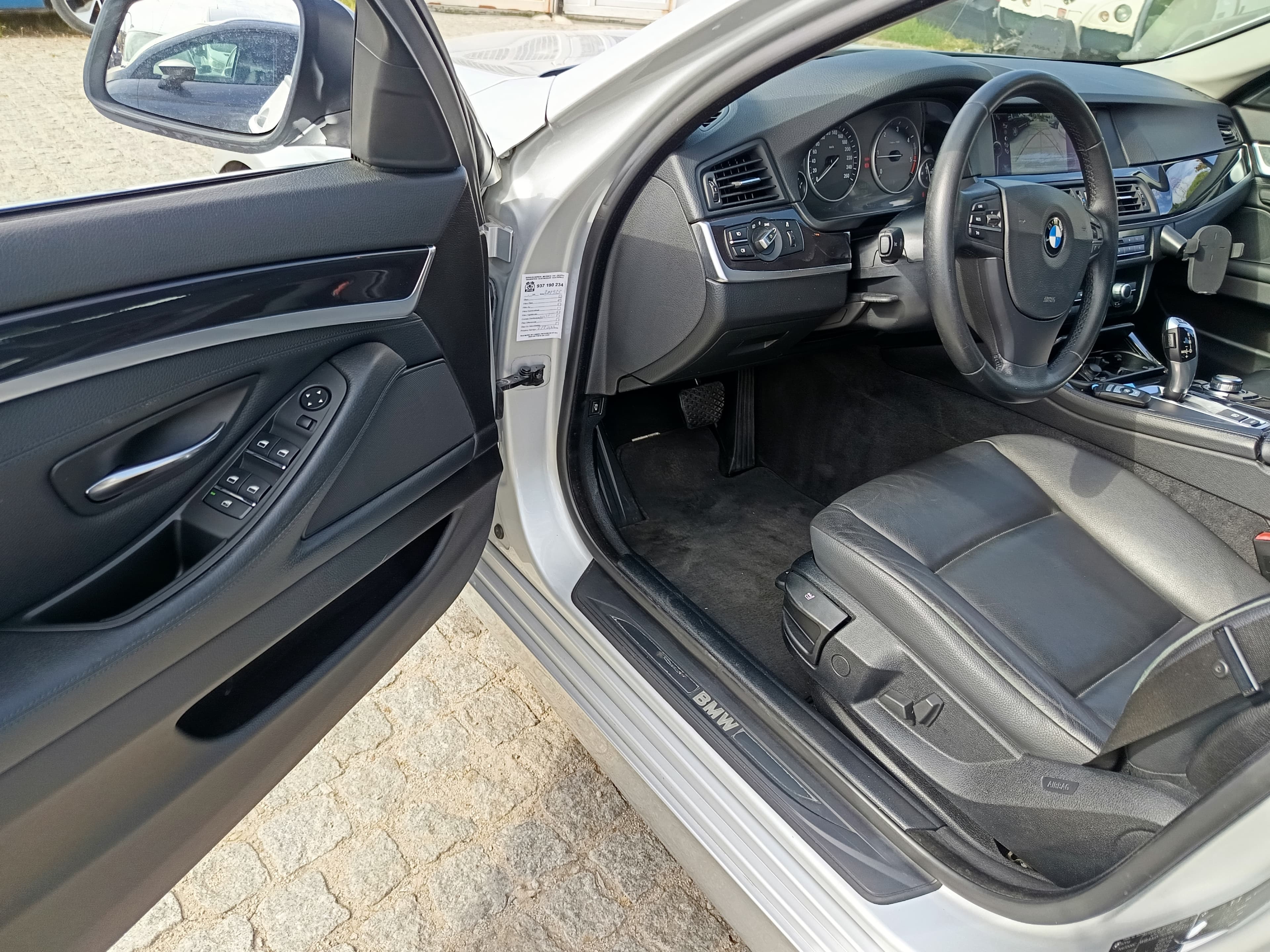 BMW 520d · Ano 2012 — imagem 30
