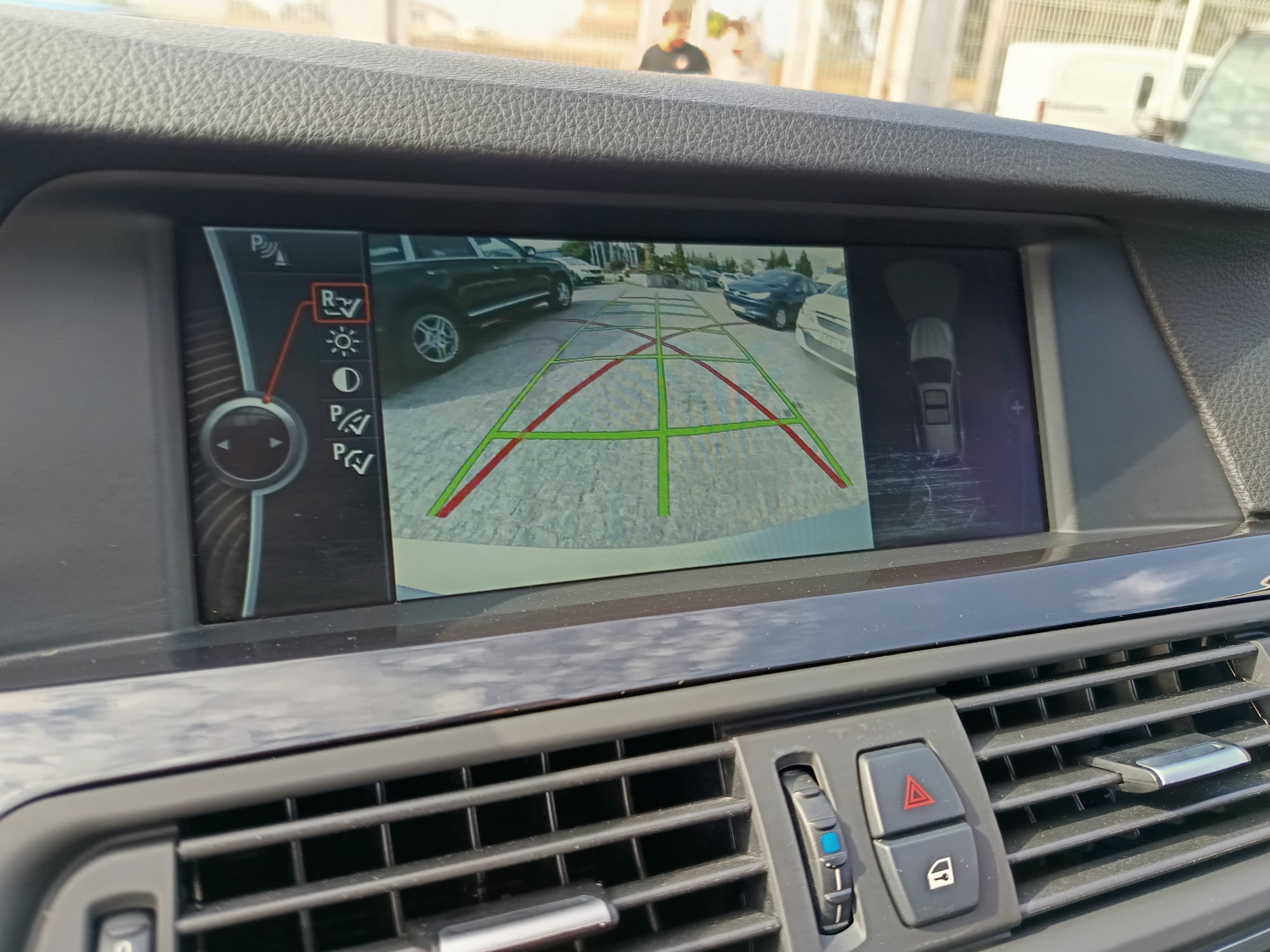BMW 520d · Ano 2012 — imagem 21