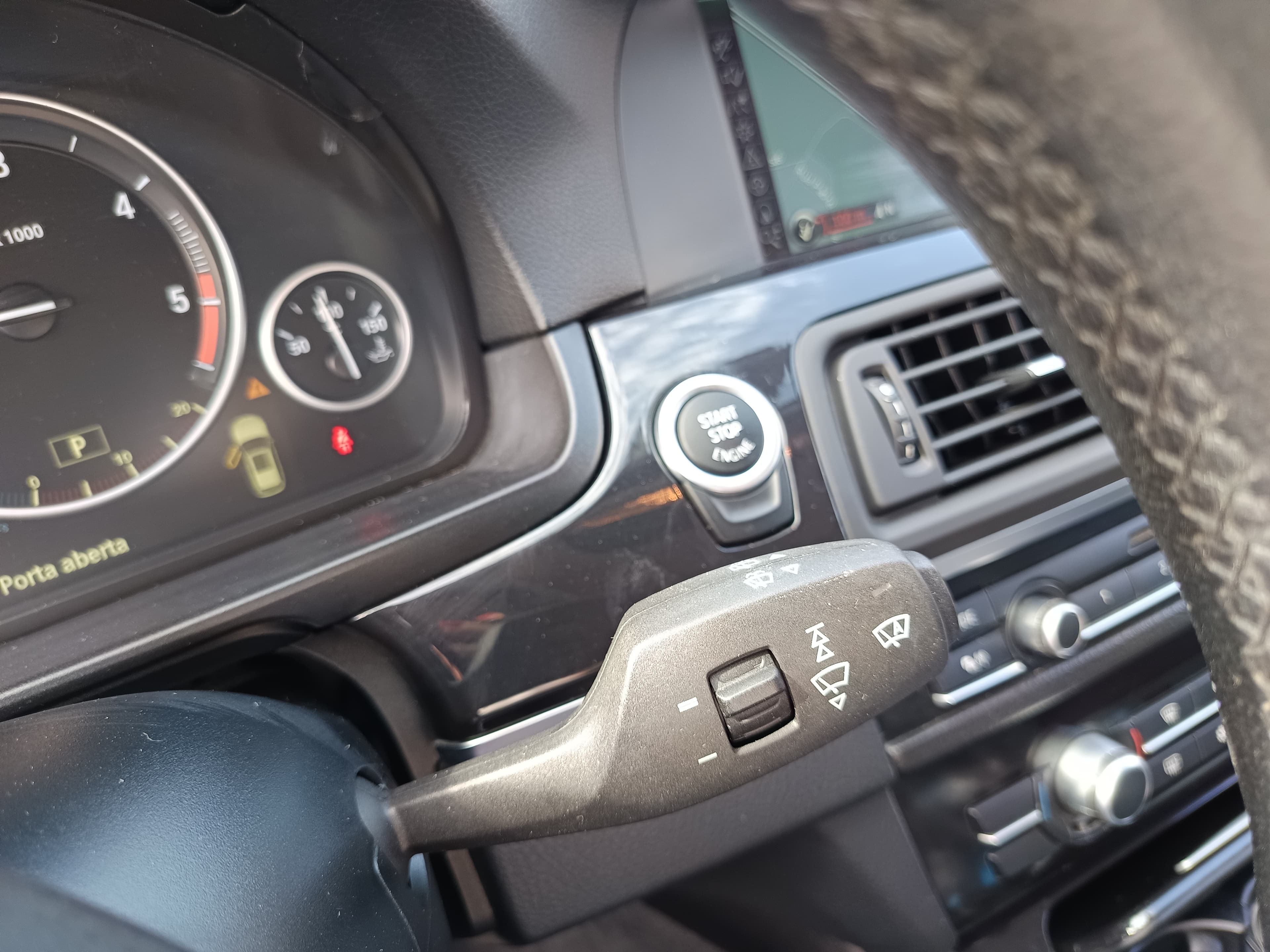 BMW 520d · Ano 2012 — imagem 27
