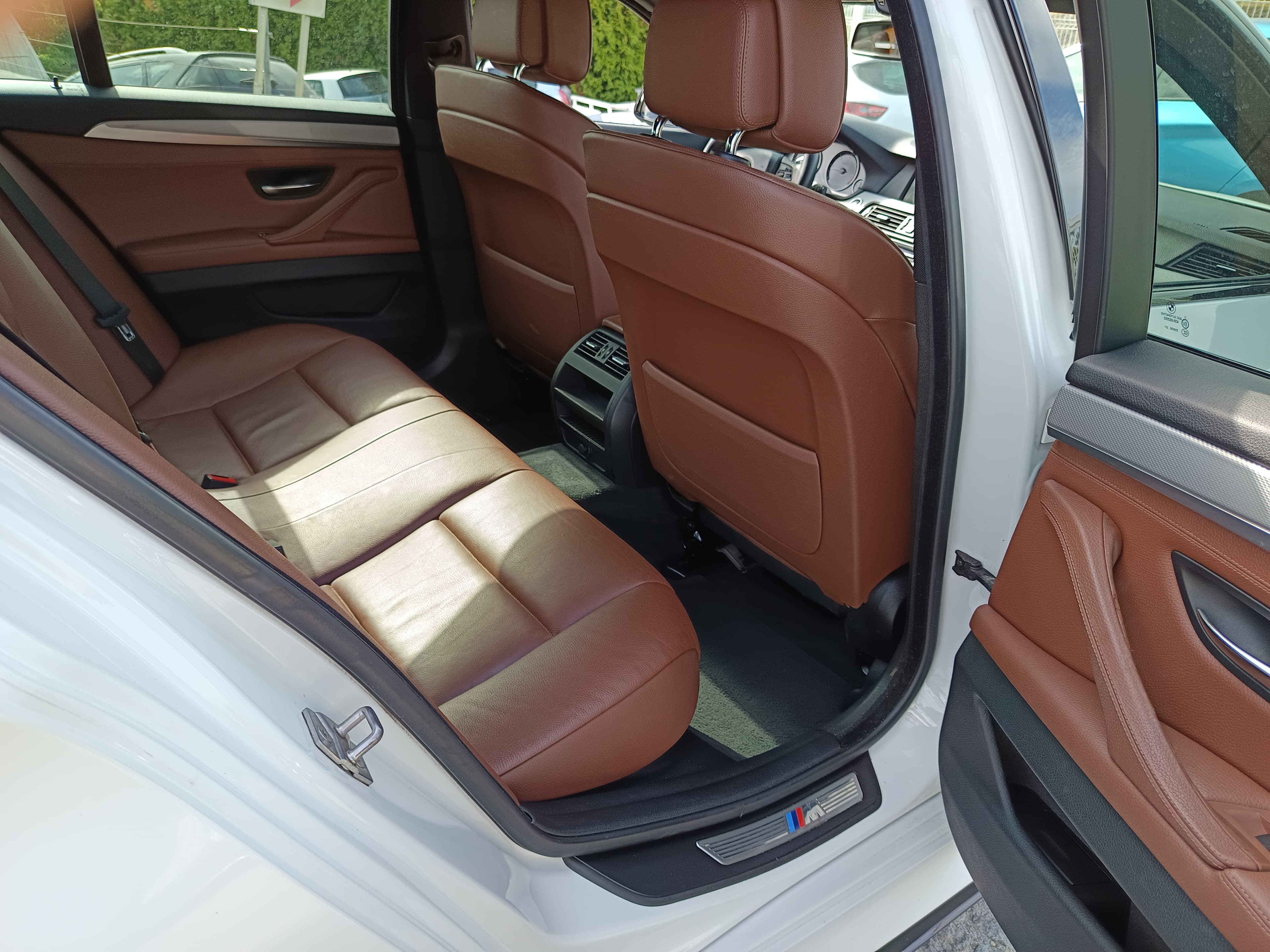 BMW 520d · Ano 2011 — imagen 18