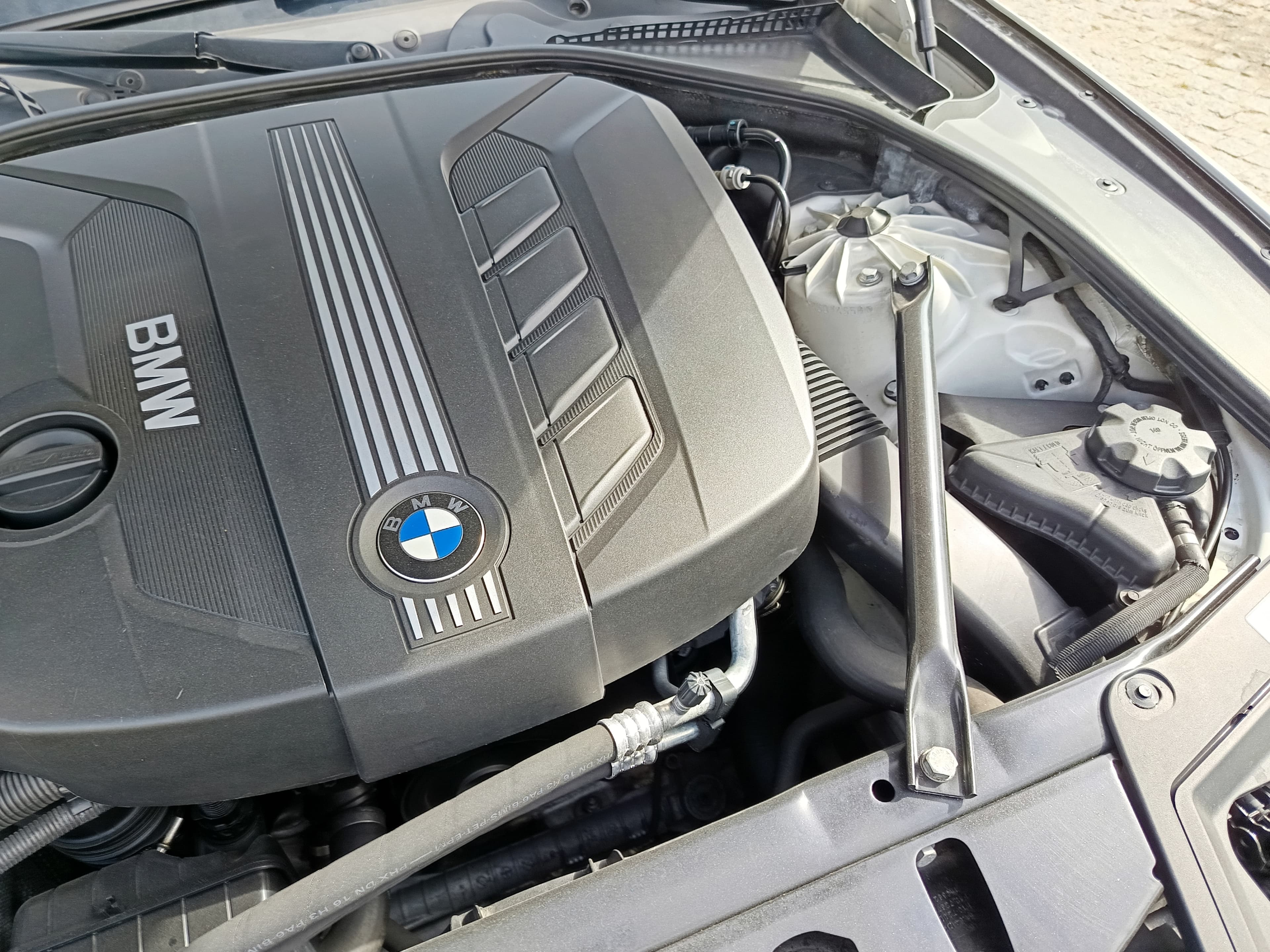 BMW 520d · Ano 2011 — imagen 16