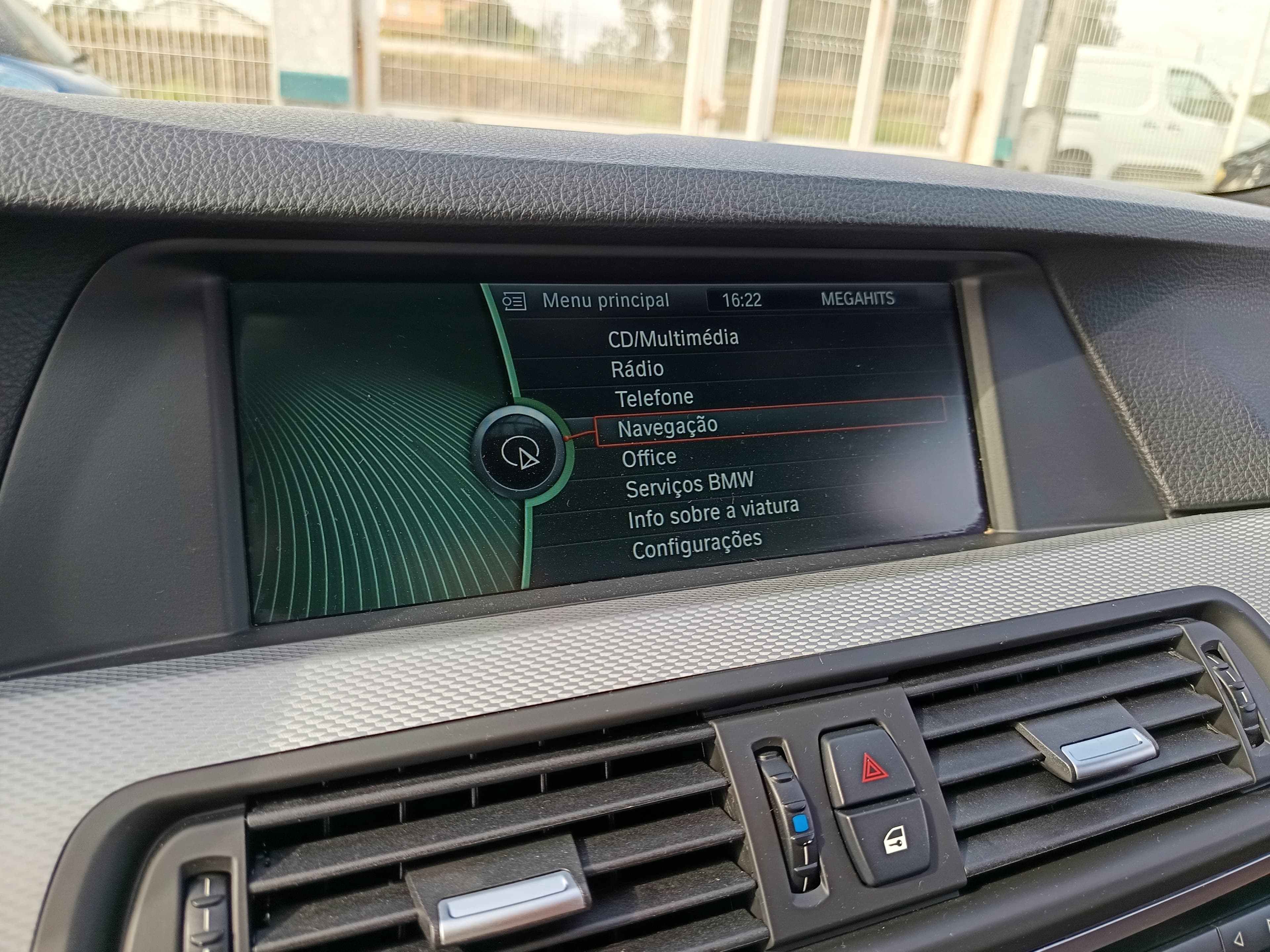 BMW 520d · Ano 2011 — imagen 37