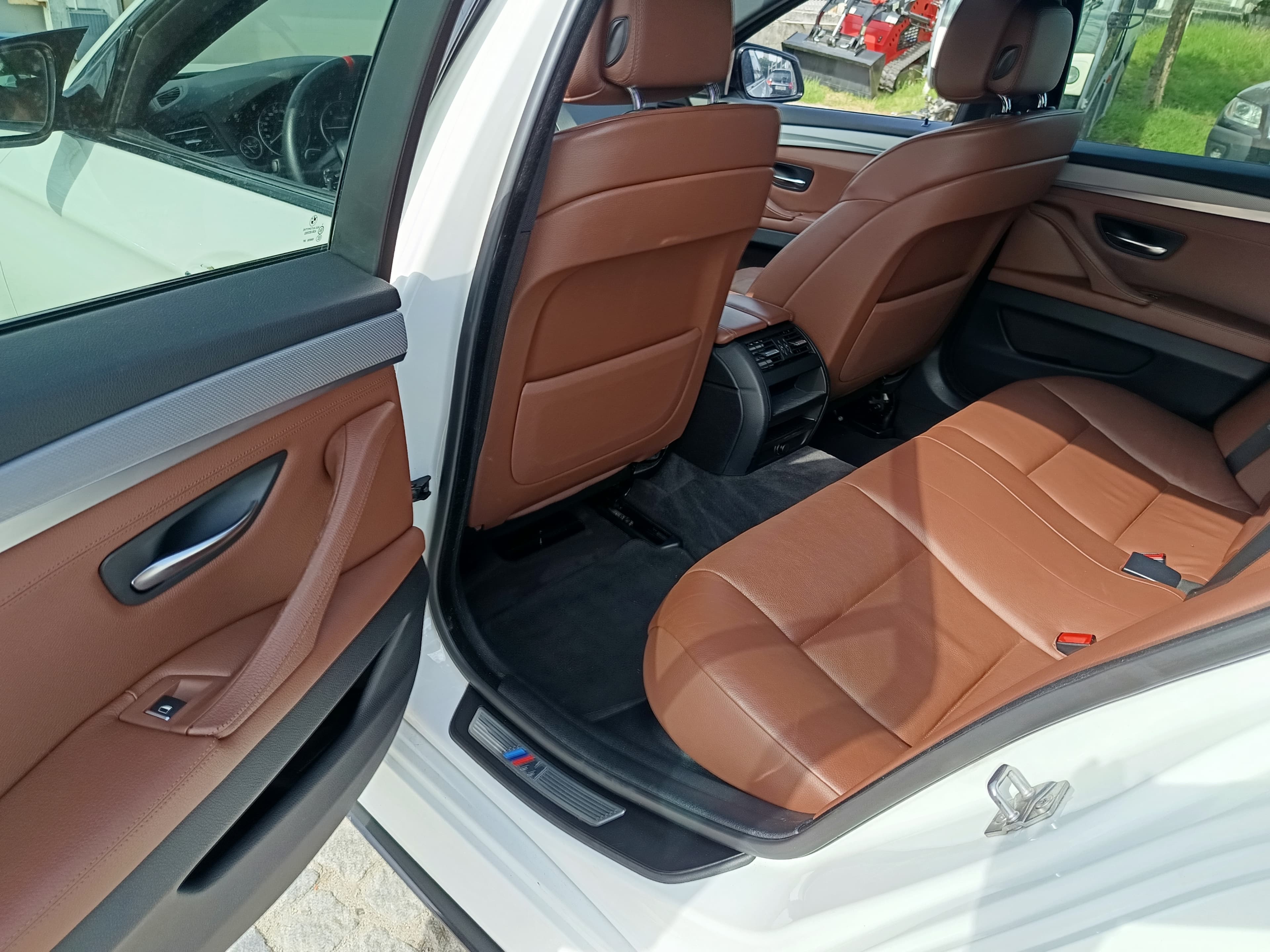 BMW 520d · Ano 2011 — imagen 25