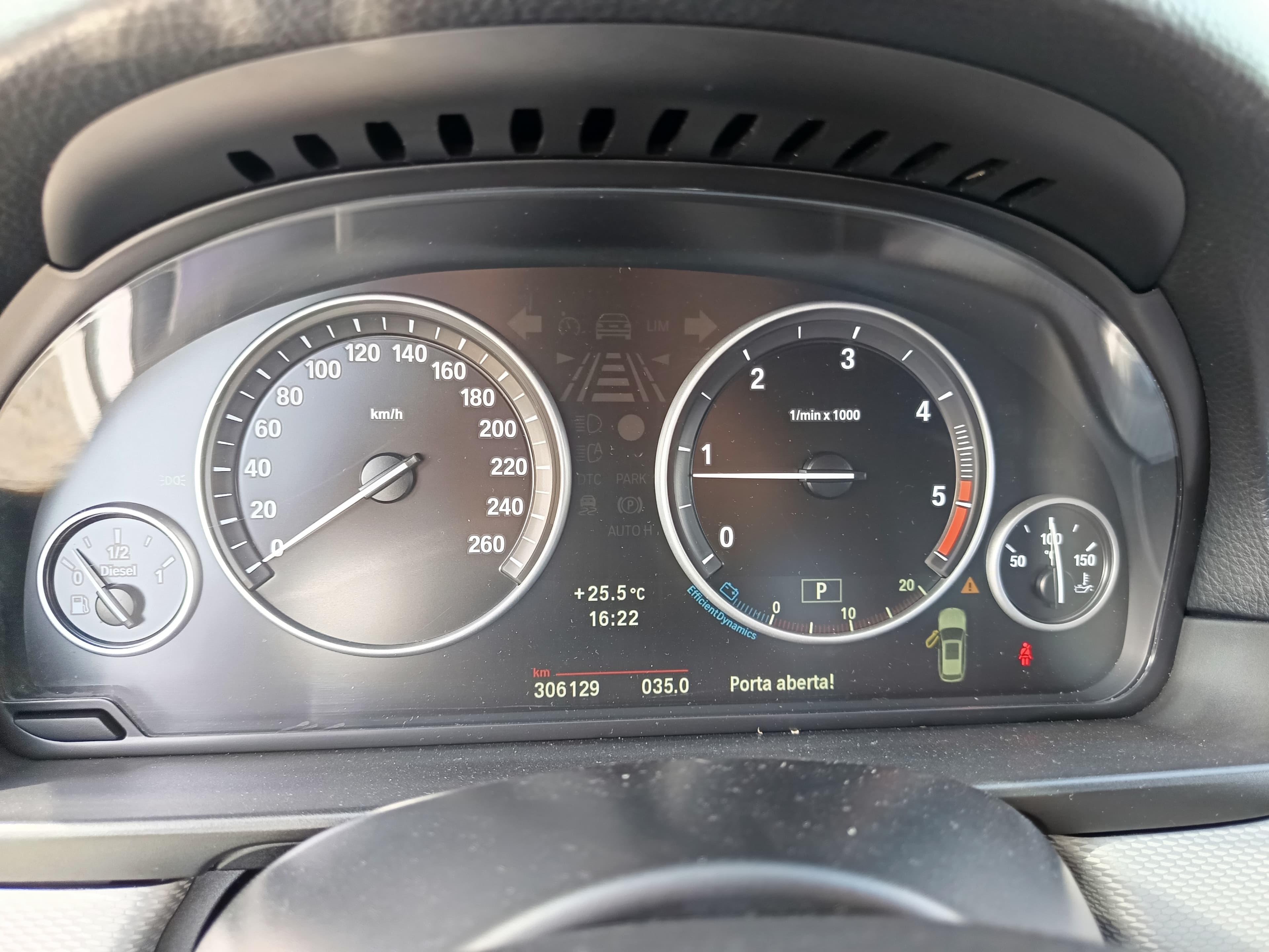BMW 520d · Ano 2011 — imagen 40