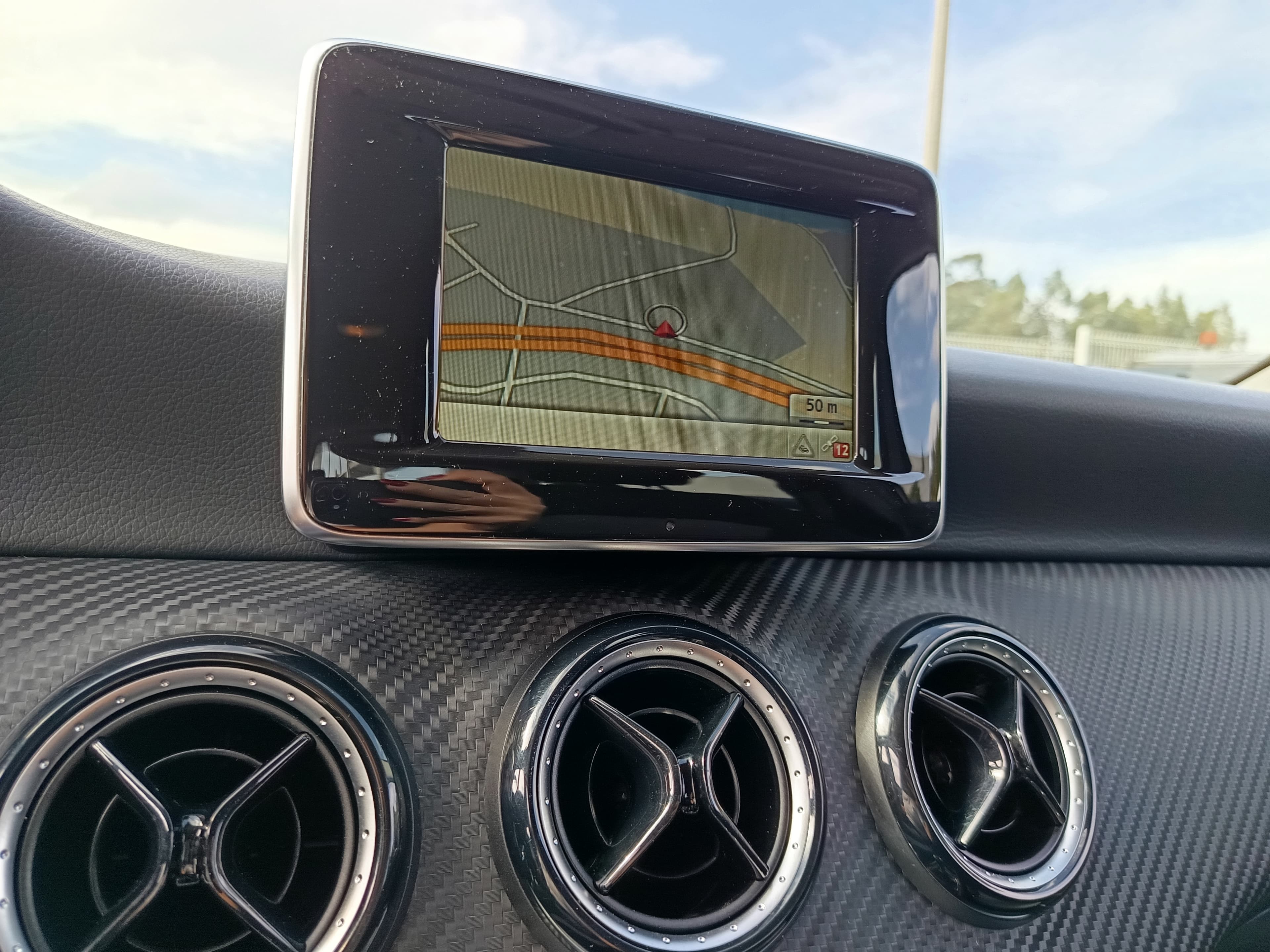 Mercedes-Benz GLA 180 CDI · Ano 2015 — imagen 36