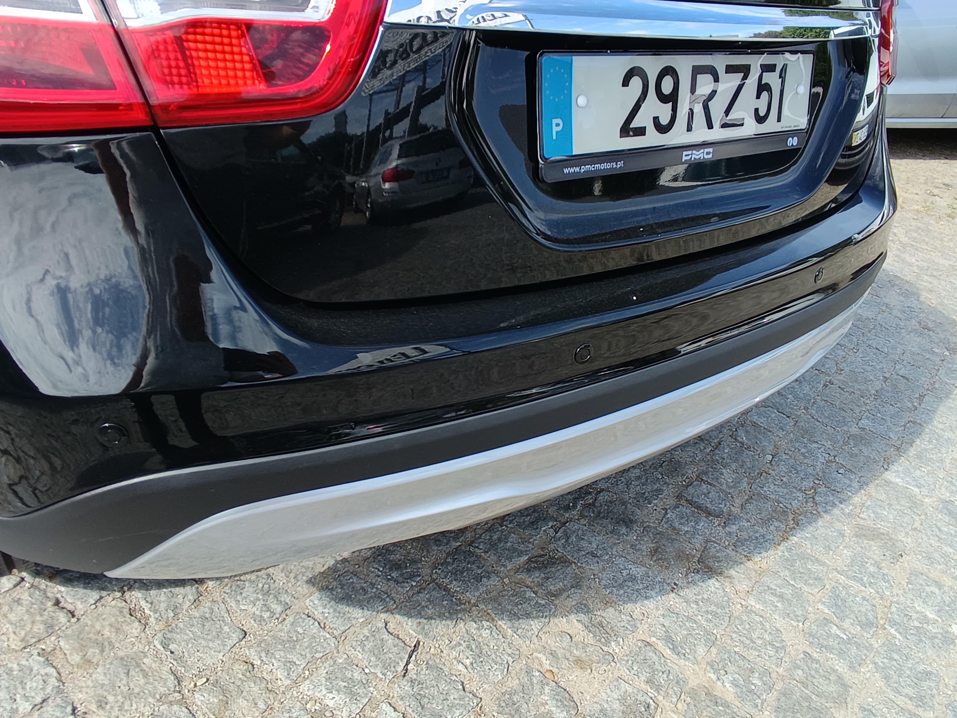 Mercedes-Benz GLA 180 CDI · Ano 2015 — imagen 11