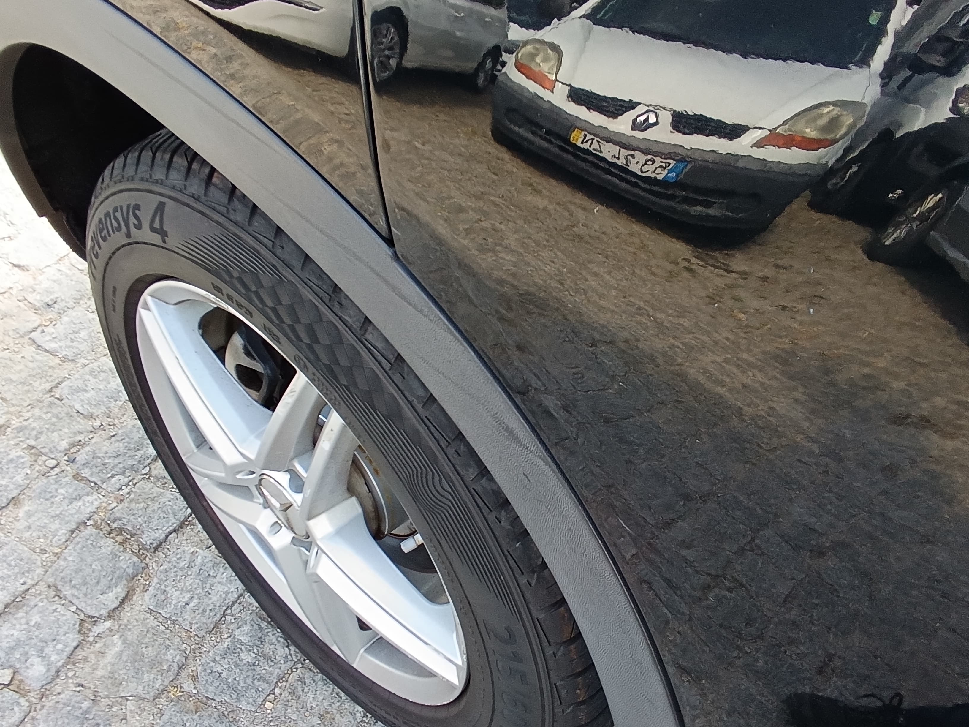 Mercedes-Benz GLA 180 CDI · Ano 2015 — imagen 10