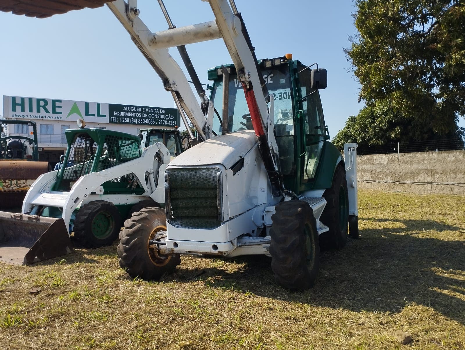 Retroescavadeira Caterpillar 428E — imagem 7