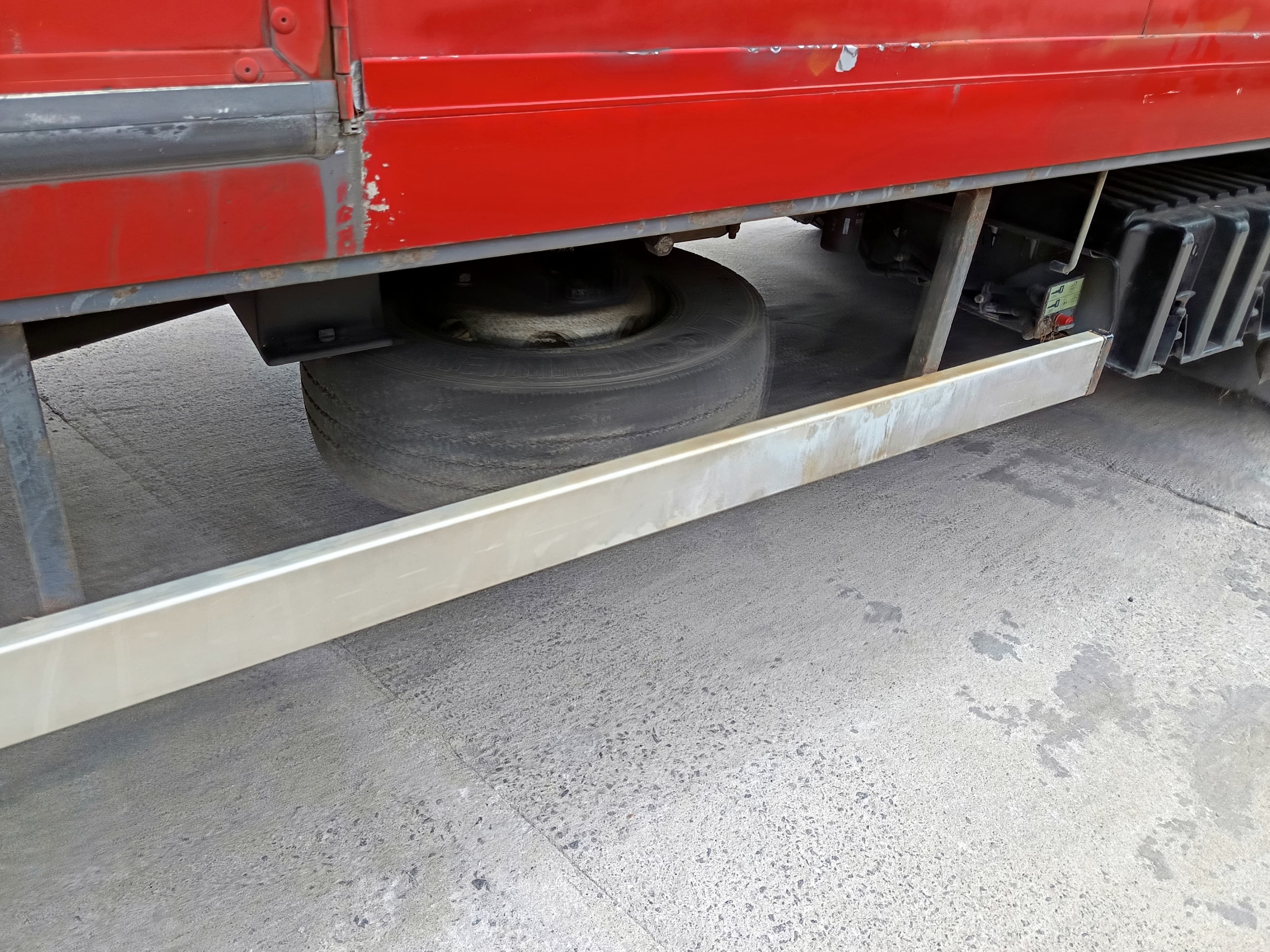 DAF LF 45.180 4x2 · Ano 2007 — image 16