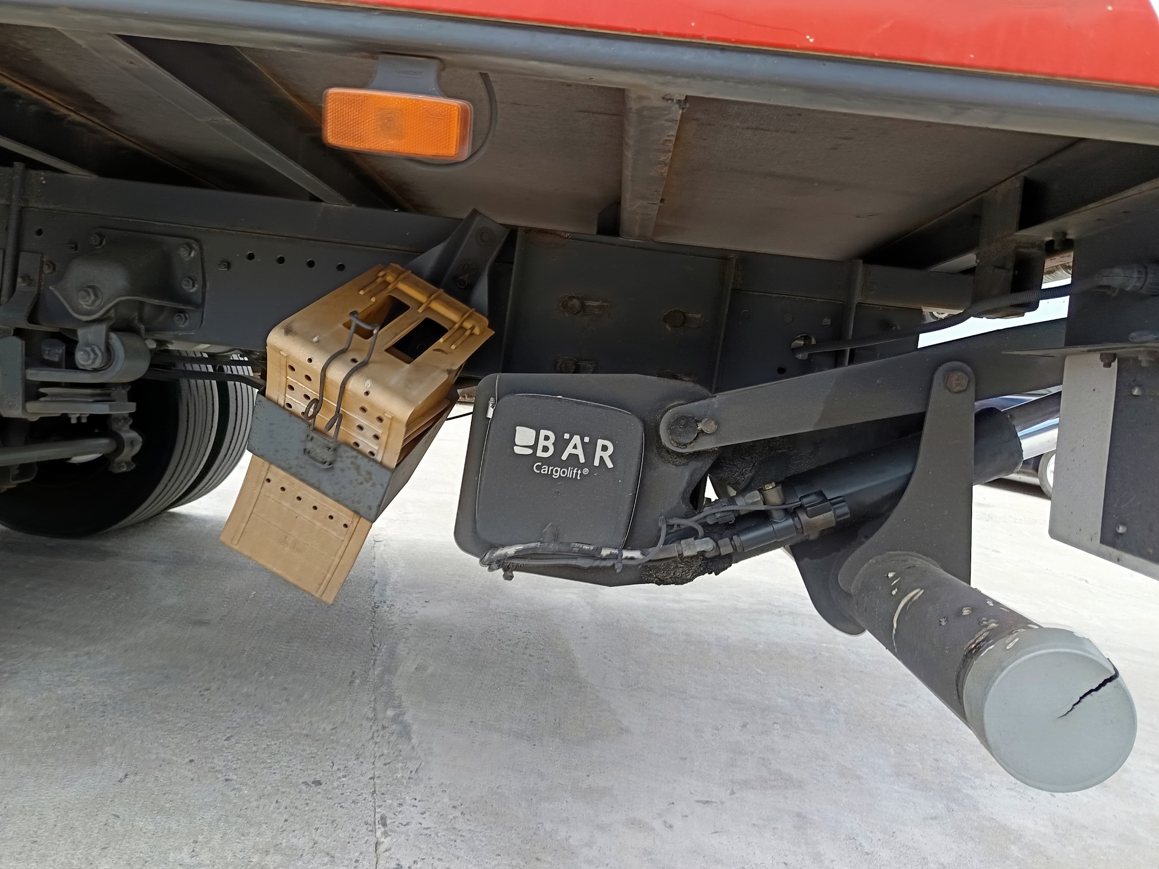 DAF LF 45.180 4x2 · Ano 2007 — image 17