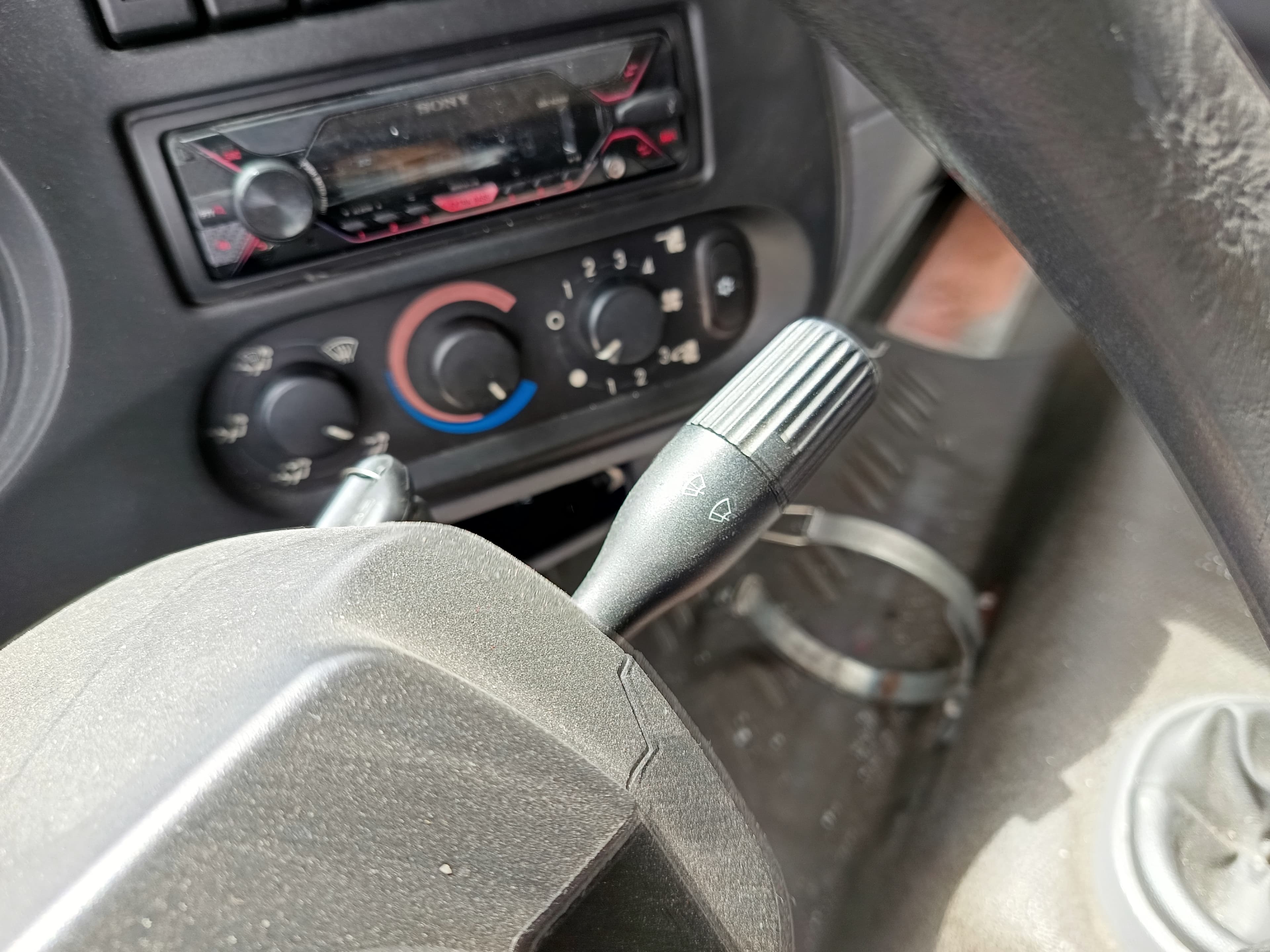 DAF LF 45.180 4x2 · Ano 2007 — image 31