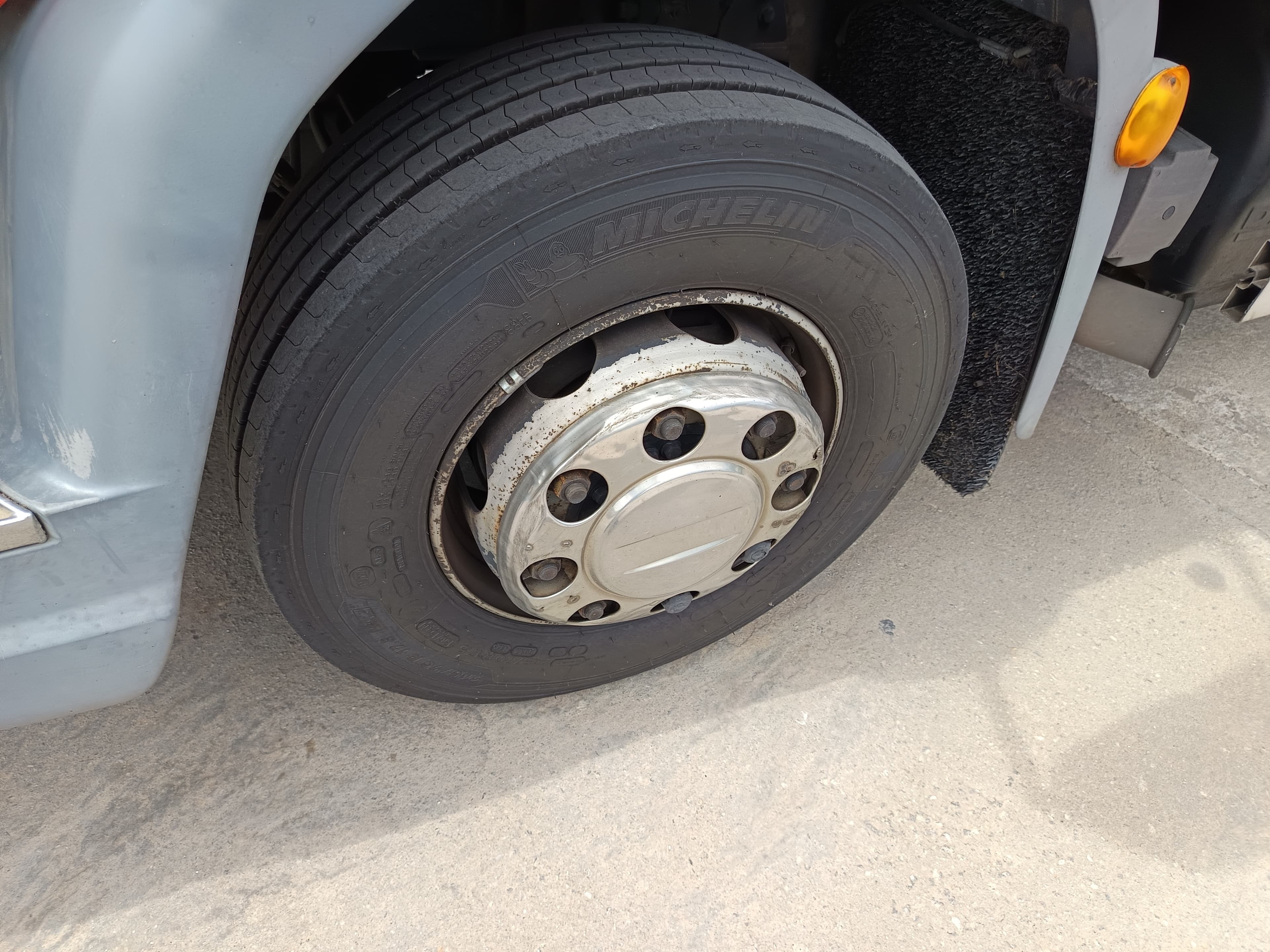 DAF LF 45.180 4x2 · Ano 2007 — image 14