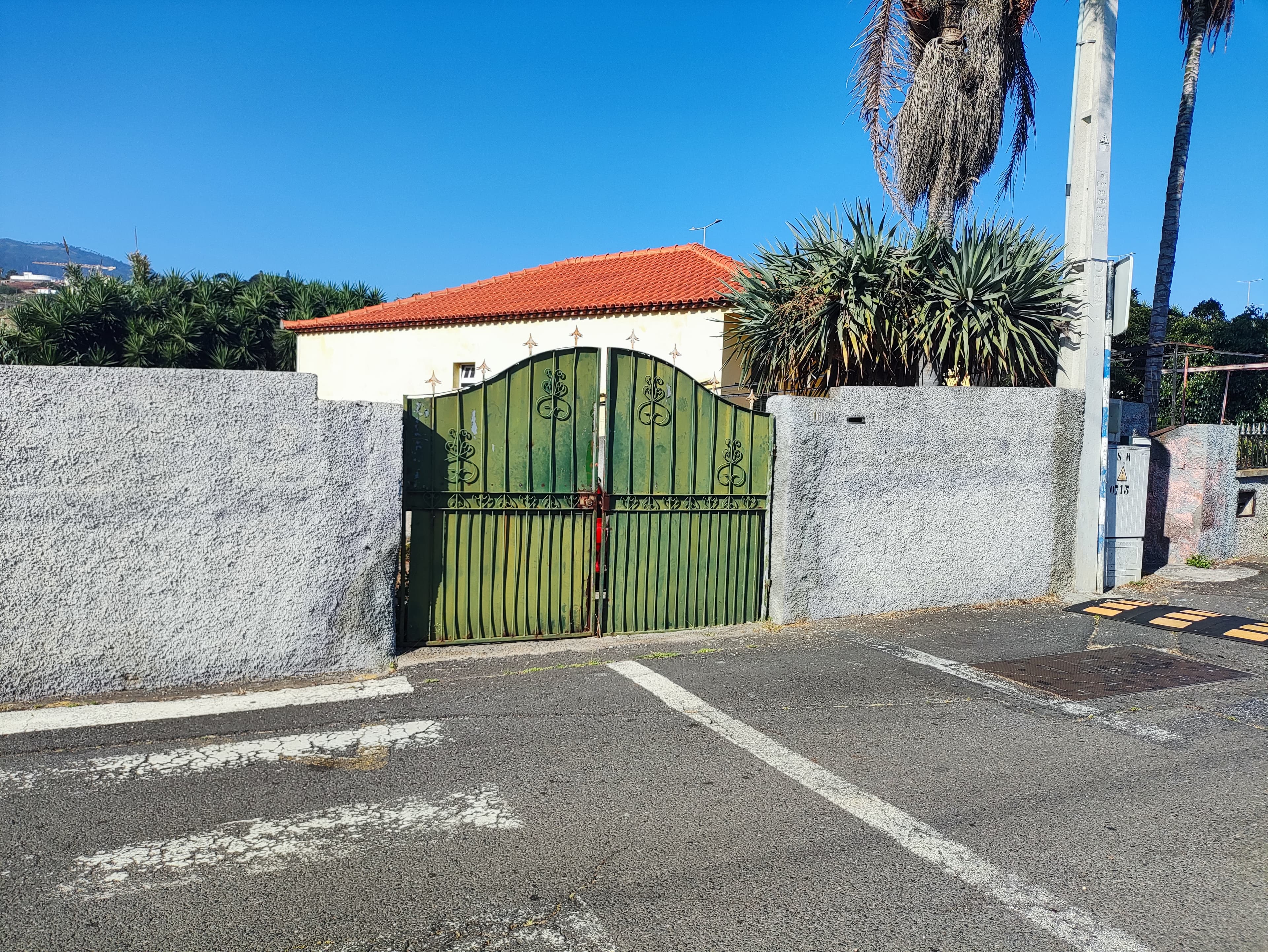 Moradia · São Martinho, Funchal — image 1
