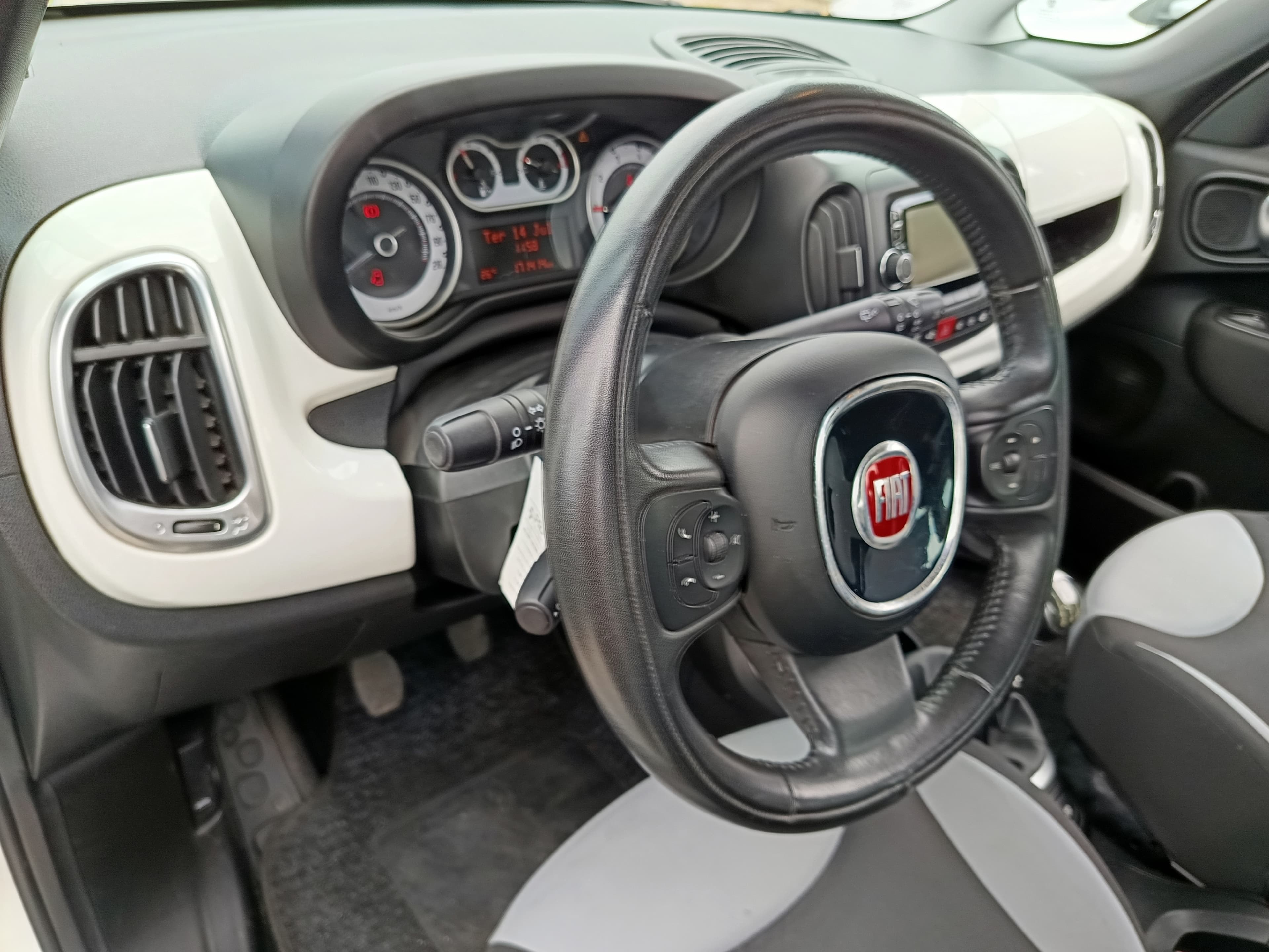 Fiat 500 · Ano 2013 — imagem 37
