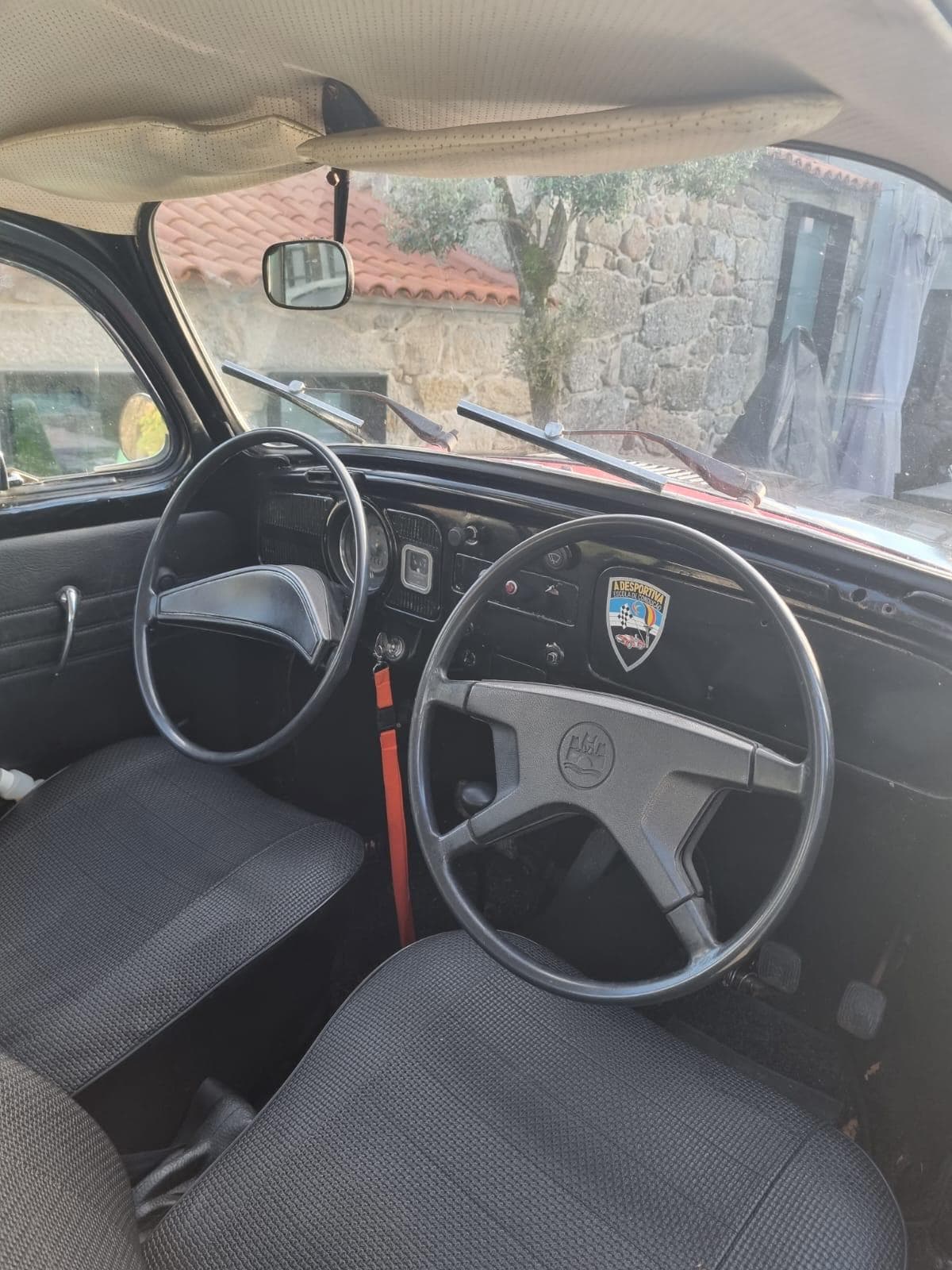 Volkswagen Carocha 1300 · Ano 1976 — image 4