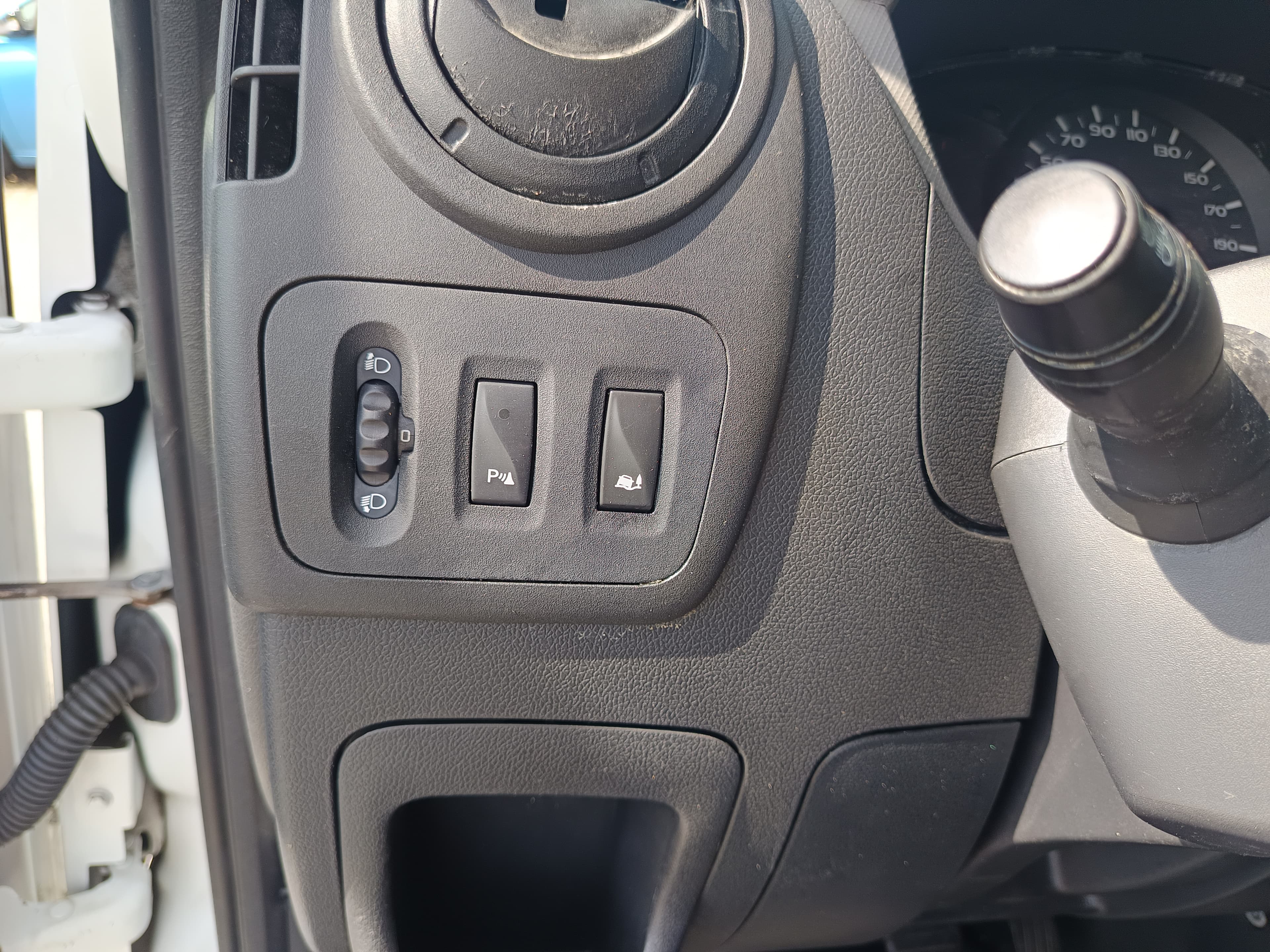 Opel Movano · Ano 2015 — imagem 31
