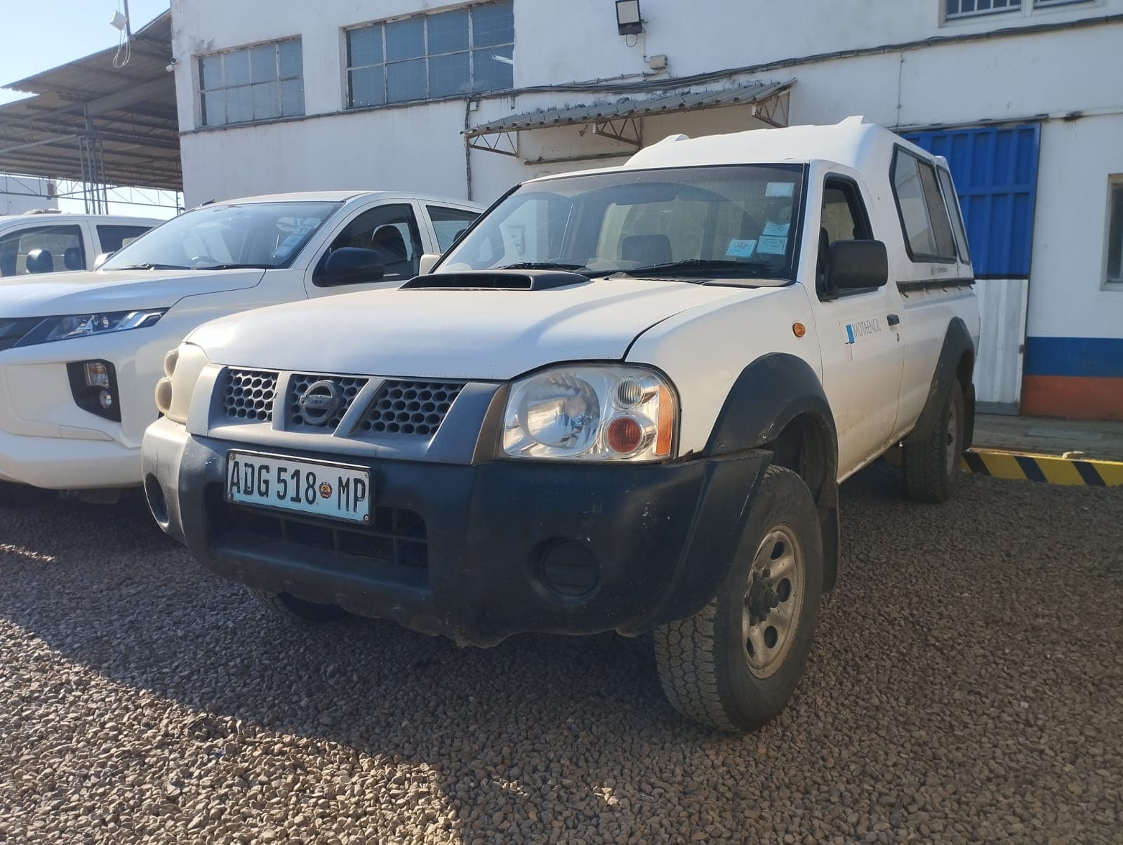 NISSAN HARDBODY - 2011 — imagen 10
