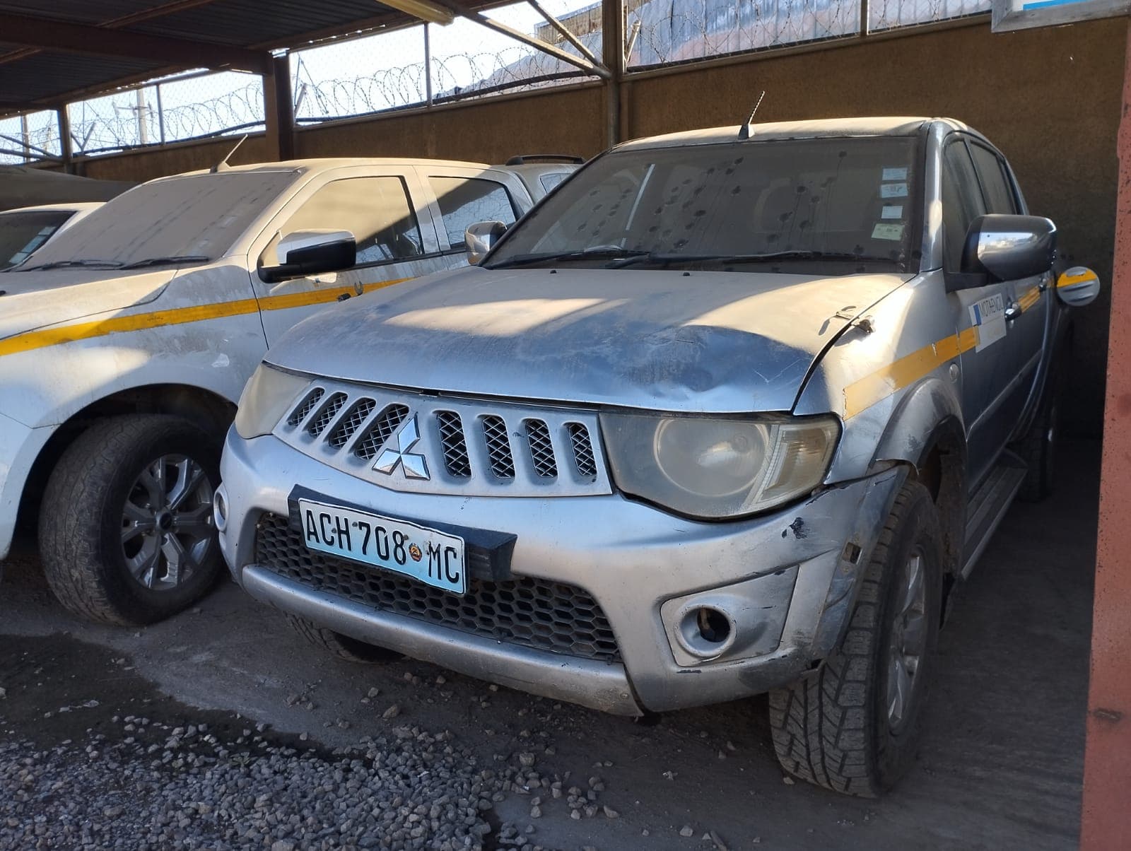 MITSUBISHI TRITON 3.2 GLS D/C - 2013 — imagen 2
