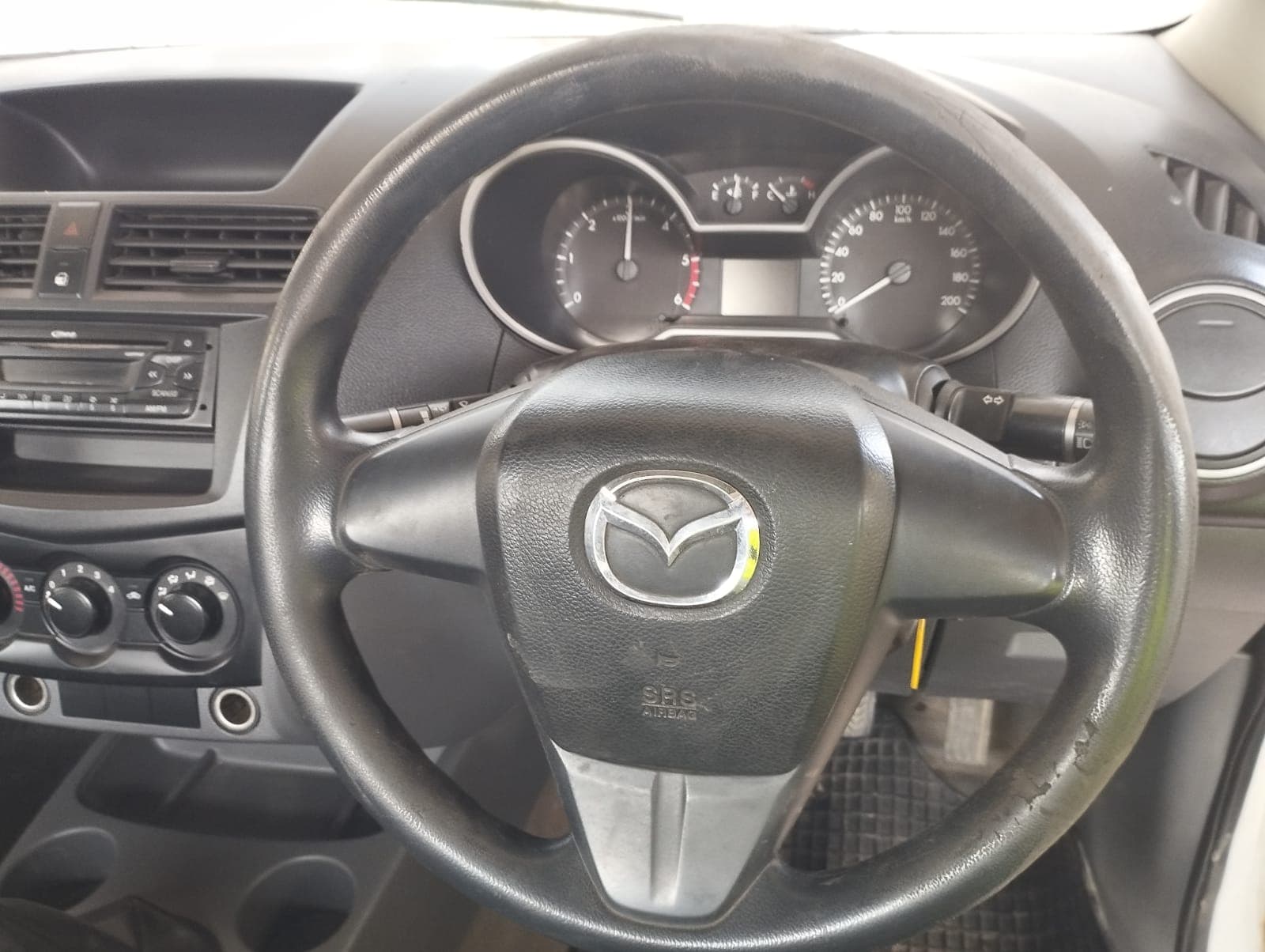 MAZDA BT-50 S/C - 2014 — imagen 7