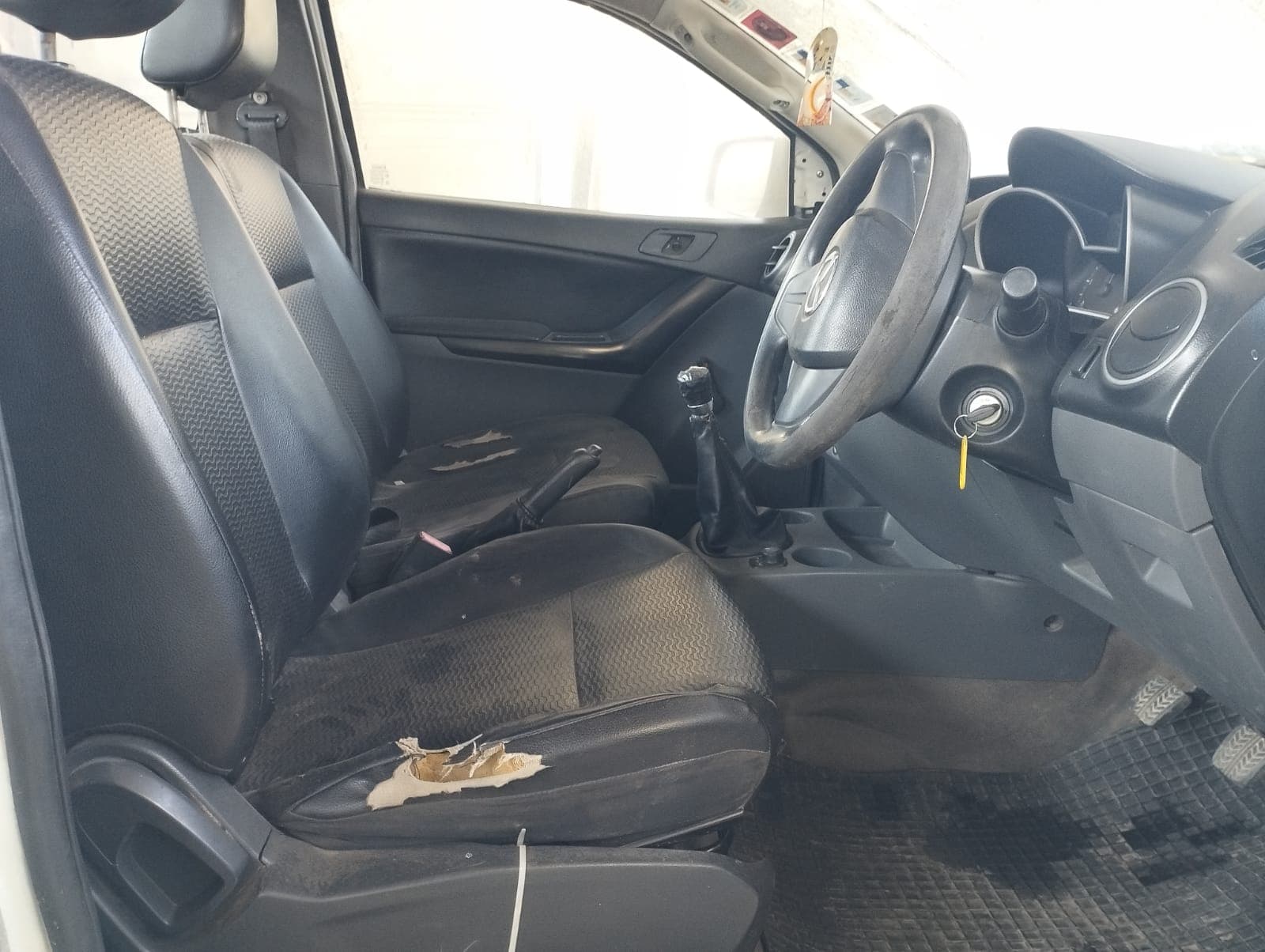 MAZDA BT-50 S/C - 2014 — imagen 9
