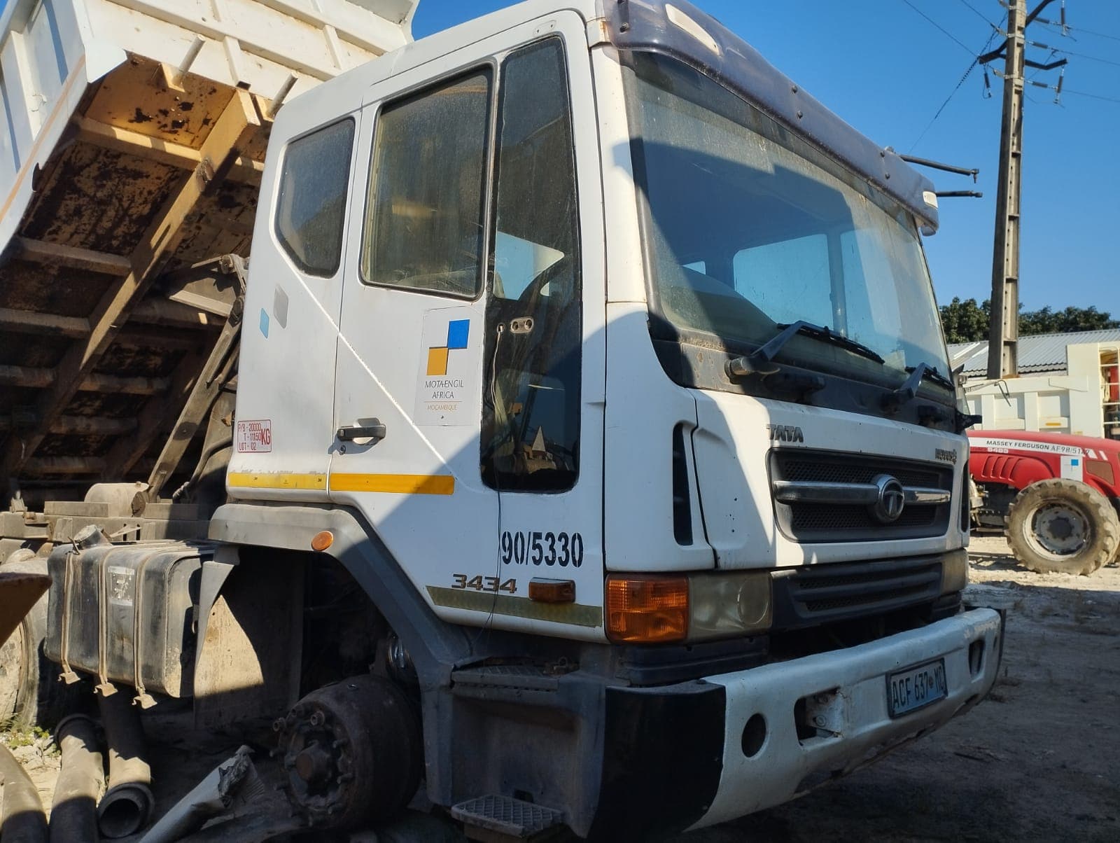 TATA NOVUS K5DEF - 2013 — imagem 2