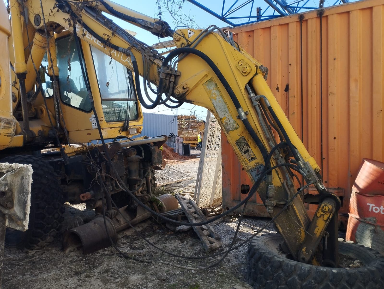 Road-Rail Wheeled Excavator ATLAS 1404 ZW – 2006 | Escavadora Giratória de Pneus R-Route ATLAS 1404 ZW – 2006 — imagem 22