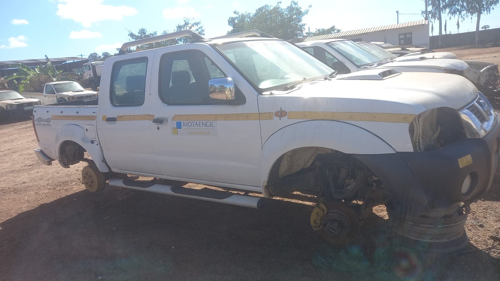 NISSAN HARDBODY C/D NP300 - 2017
