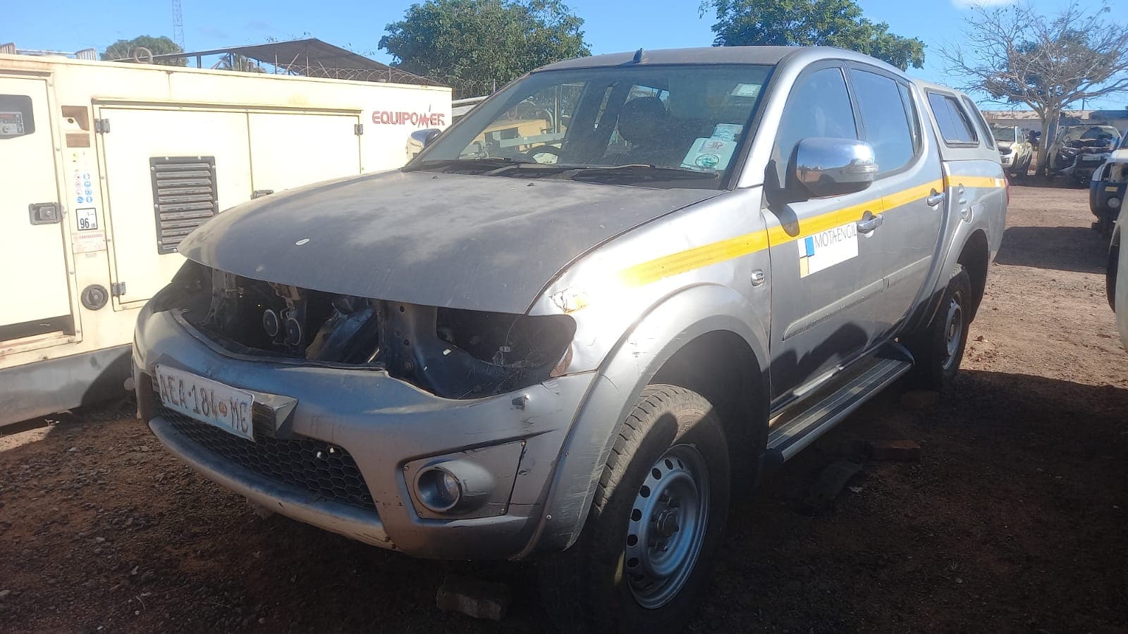 MITSUBISHI TRITON 2.5HP 300 - 2014 — imagem 1