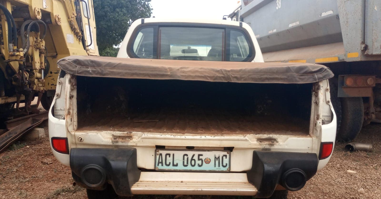 MITSUBISHI TRITON 3,2 GLS D/C - 2013 — imagen 3