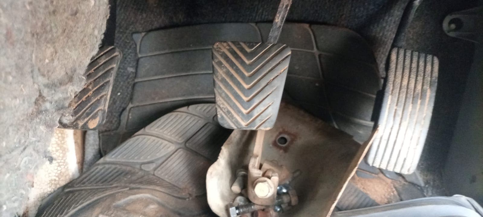 MITSUBISHI TRITON 3,2 GLS D/C - 2013 — imagen 6
