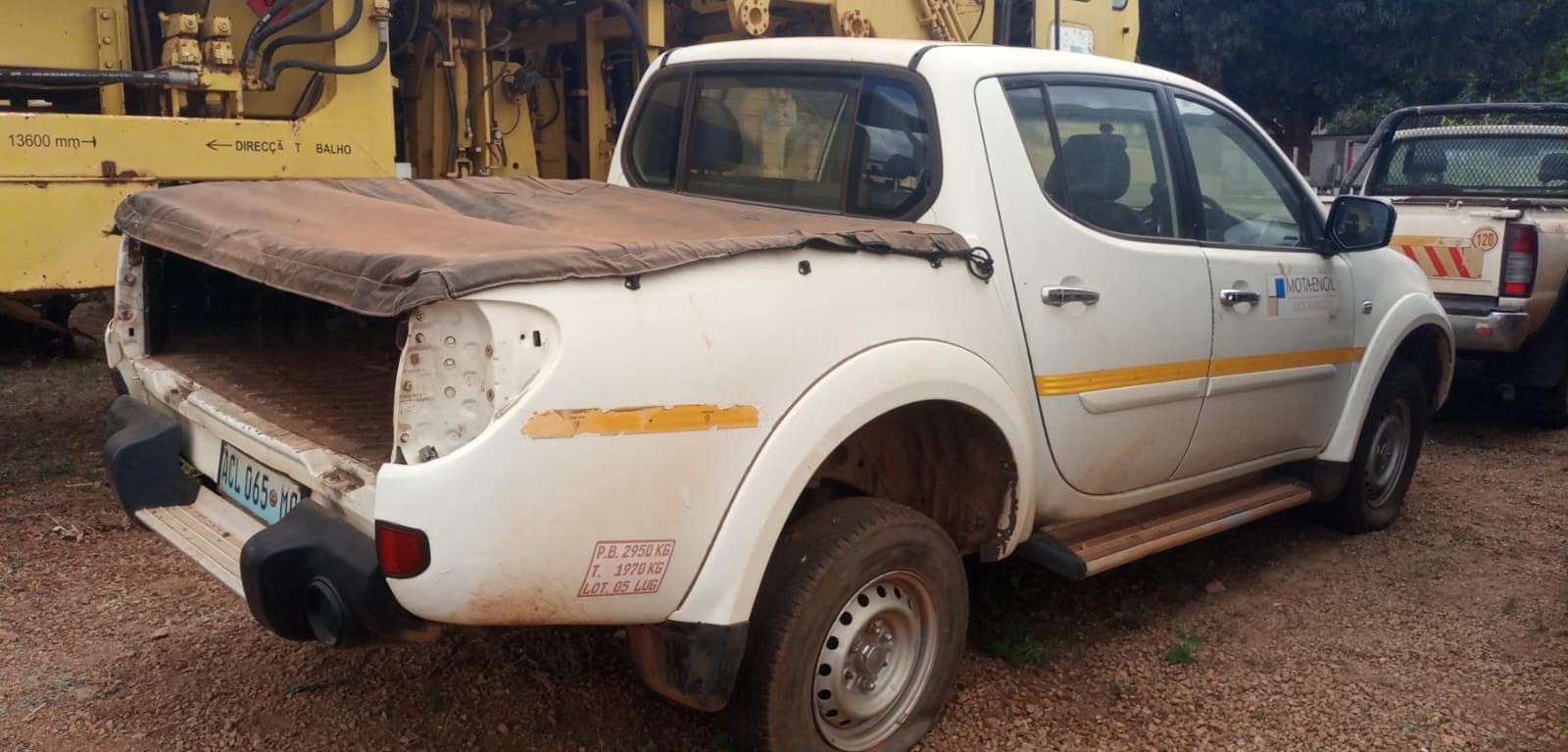 MITSUBISHI TRITON 3,2 GLS D/C - 2013 — imagen 4