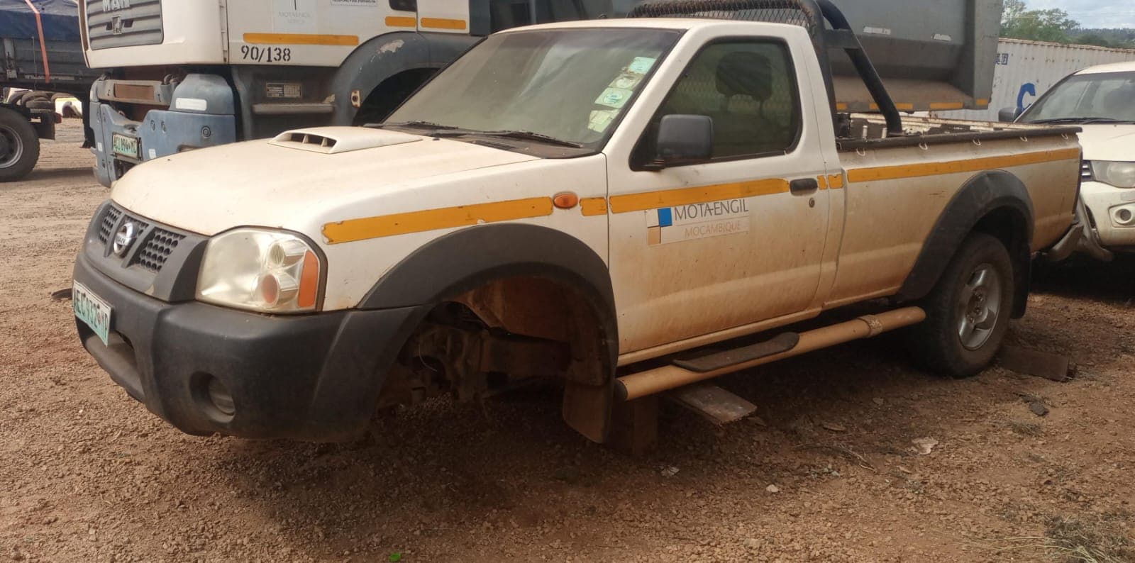NISSAN HARDBODY /Cab -2014 — imagem 4
