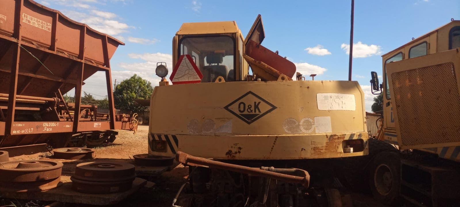Road-Rail Wheeled Excavator O&K MHS – 1991 | Excavadora giratoria de neumáticos R-Route O&K MHS – 1991 — imagen 5
