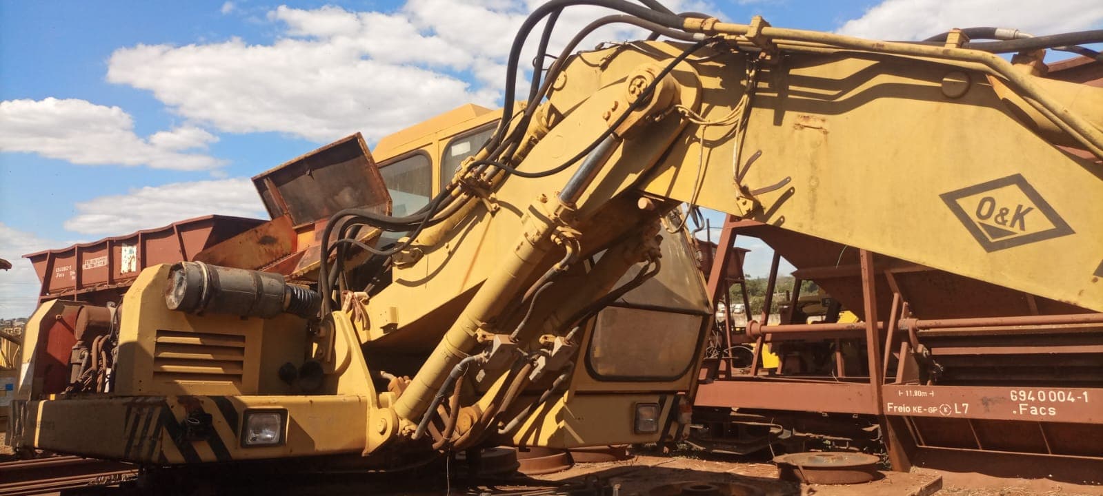 Road-Rail Wheeled Excavator O&K MHS – 1991 | Excavadora giratoria de neumáticos R-Route O&K MHS – 1991 — imagen 4